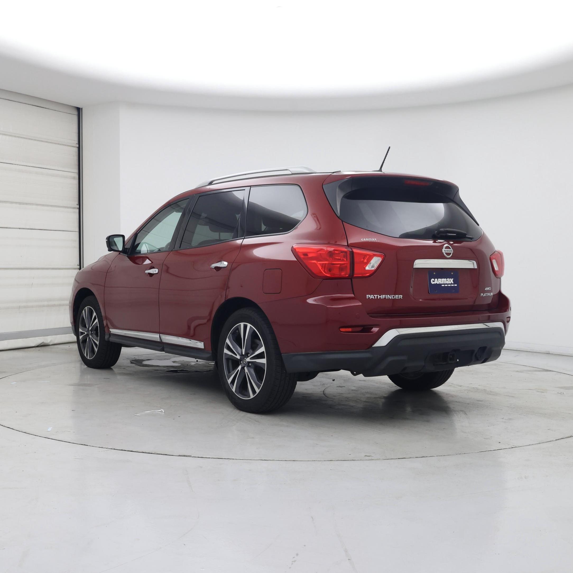 Thumbnail: 2018 Nissan Pathfinder - 2