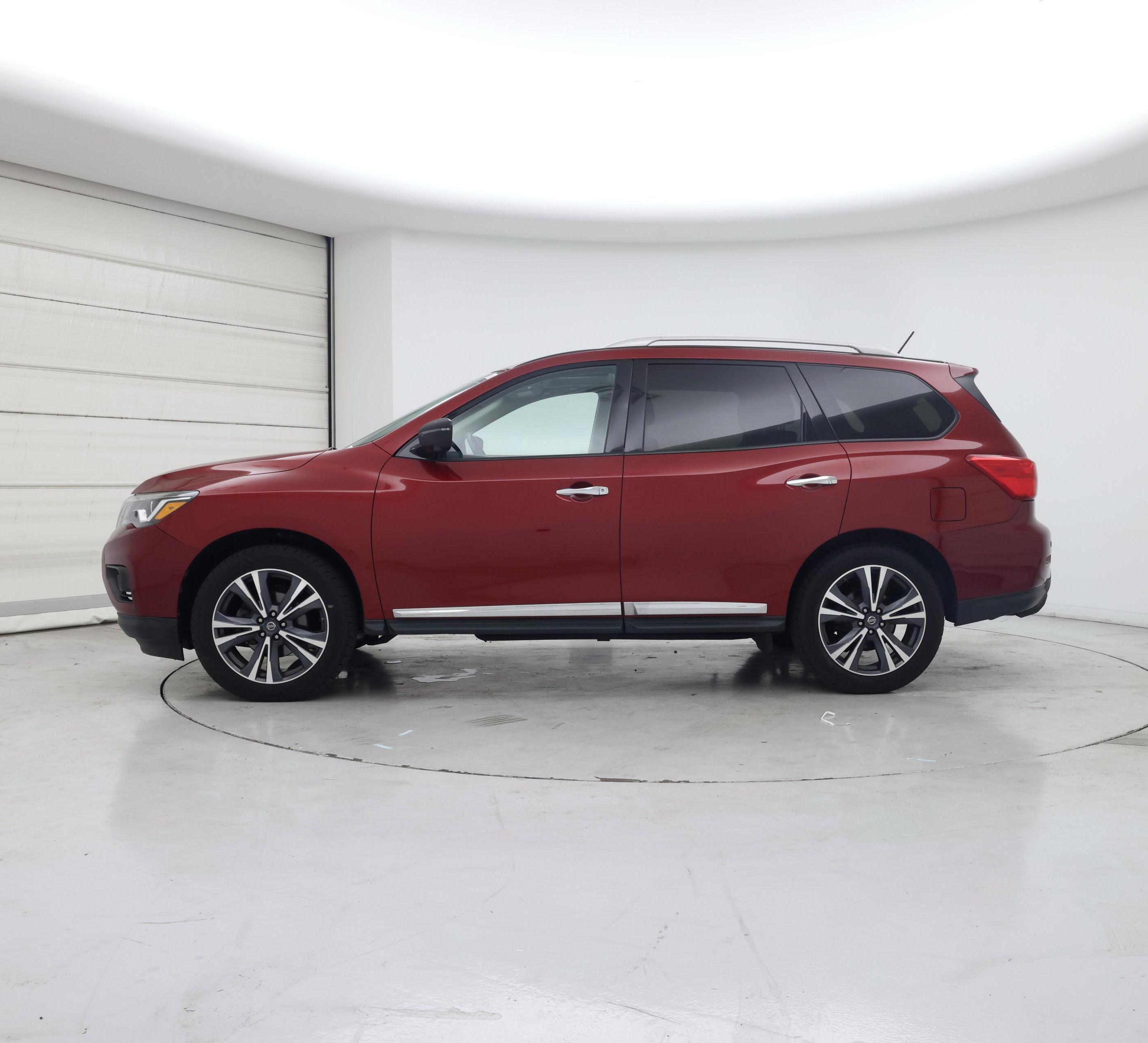 Thumbnail: 2018 Nissan Pathfinder - 3