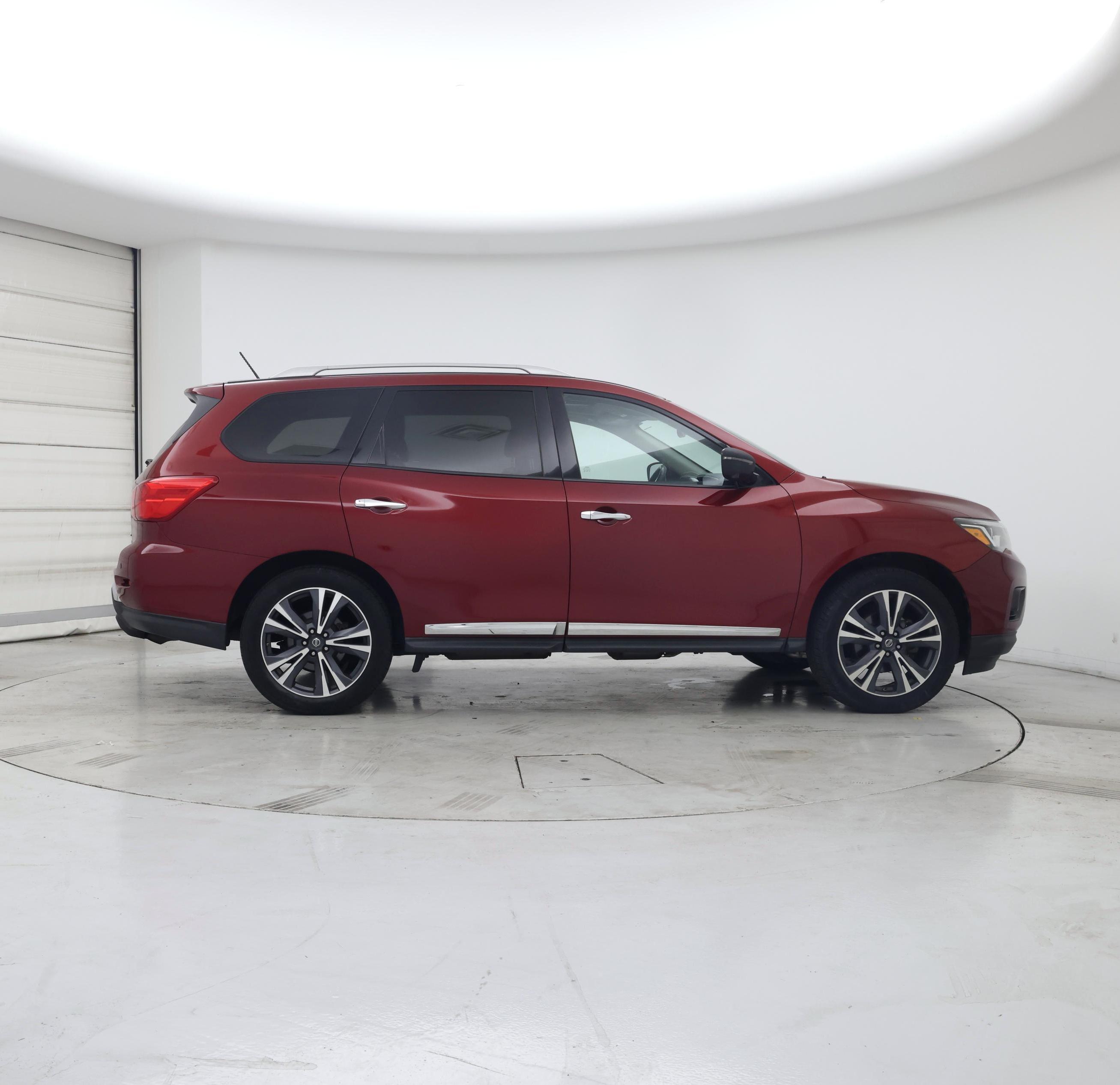 Thumbnail: 2018 Nissan Pathfinder - 7