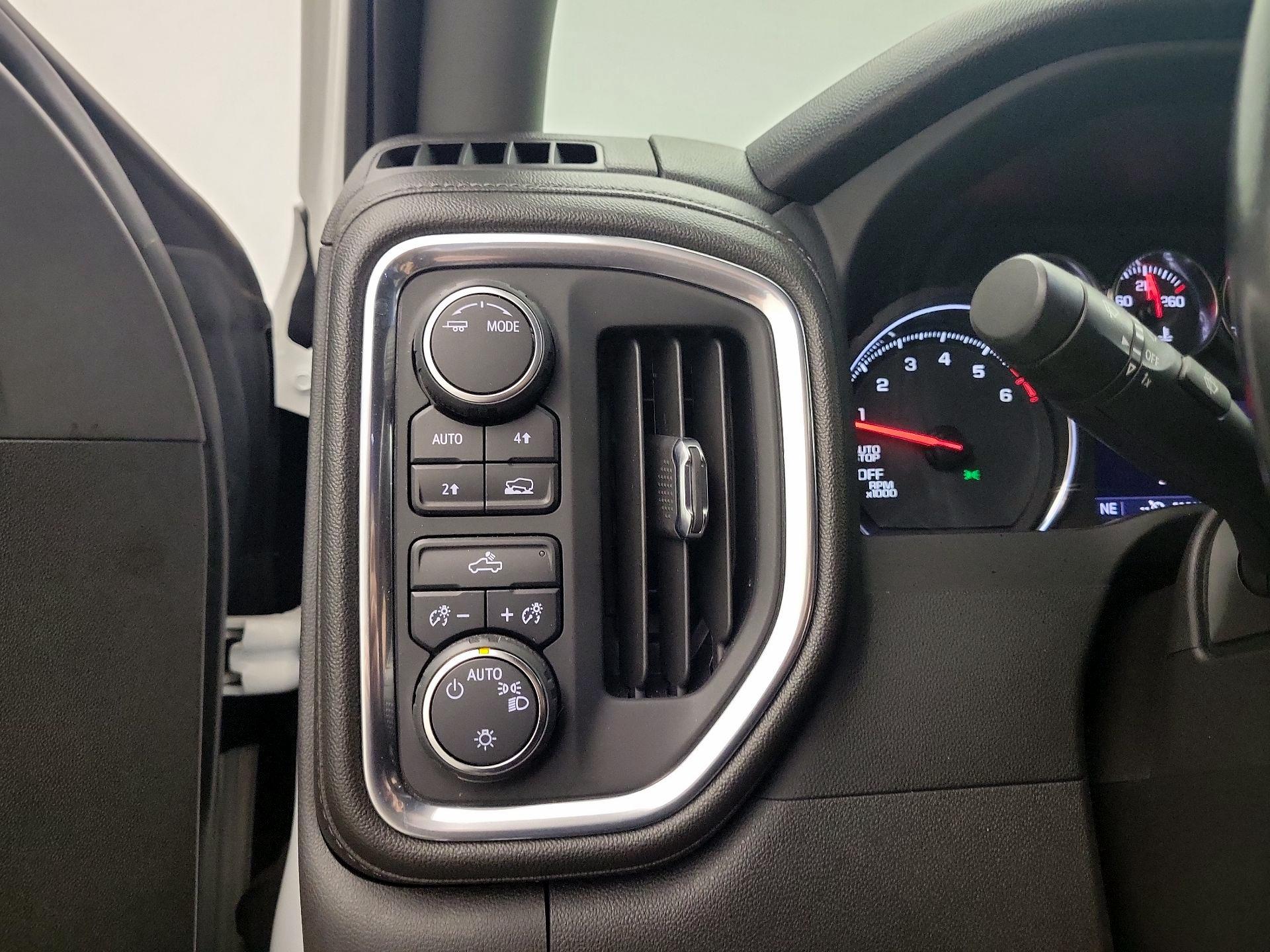 Thumbnail: 2022 Chevrolet Silverado 1500 - 13