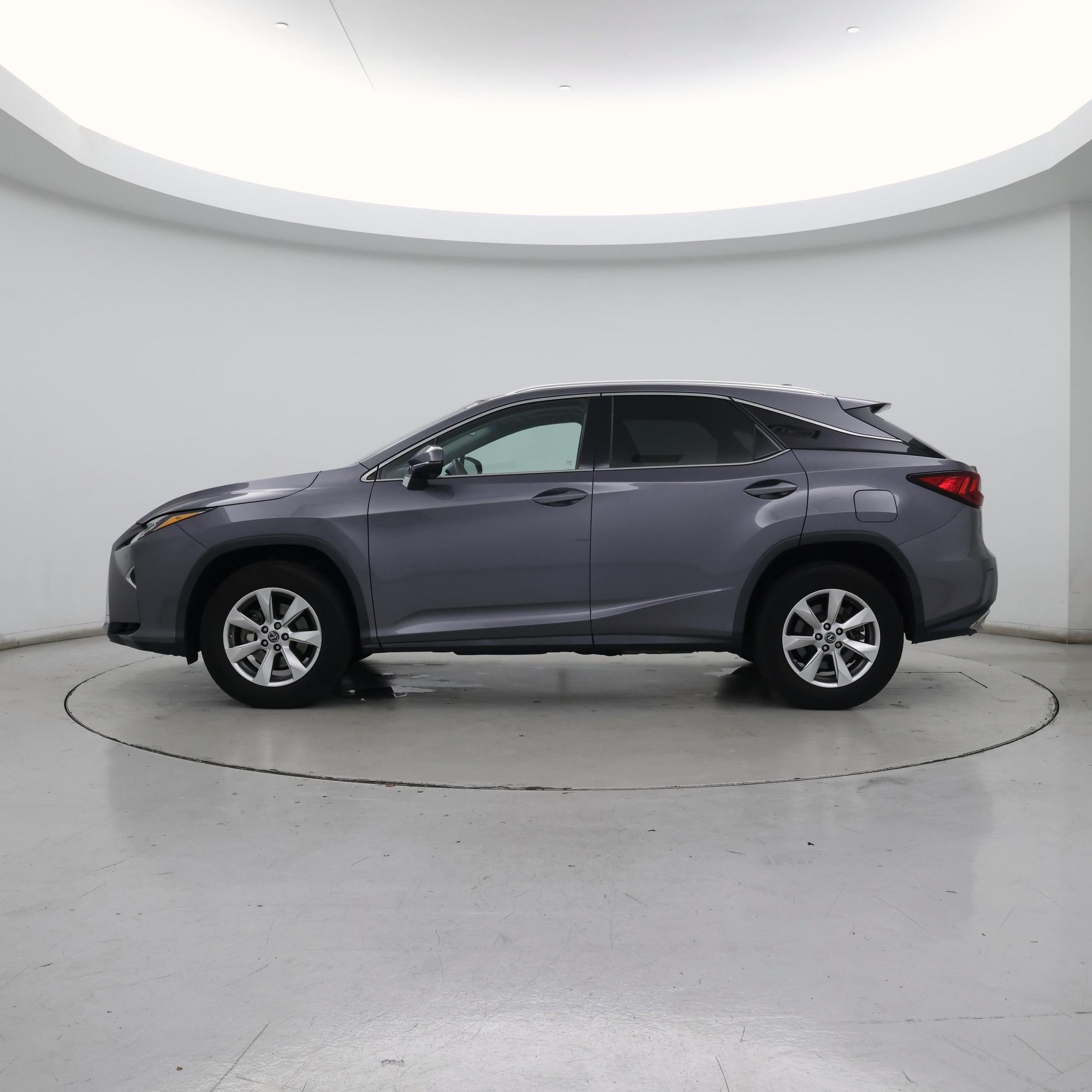 Thumbnail: 2018 Lexus RX - 3