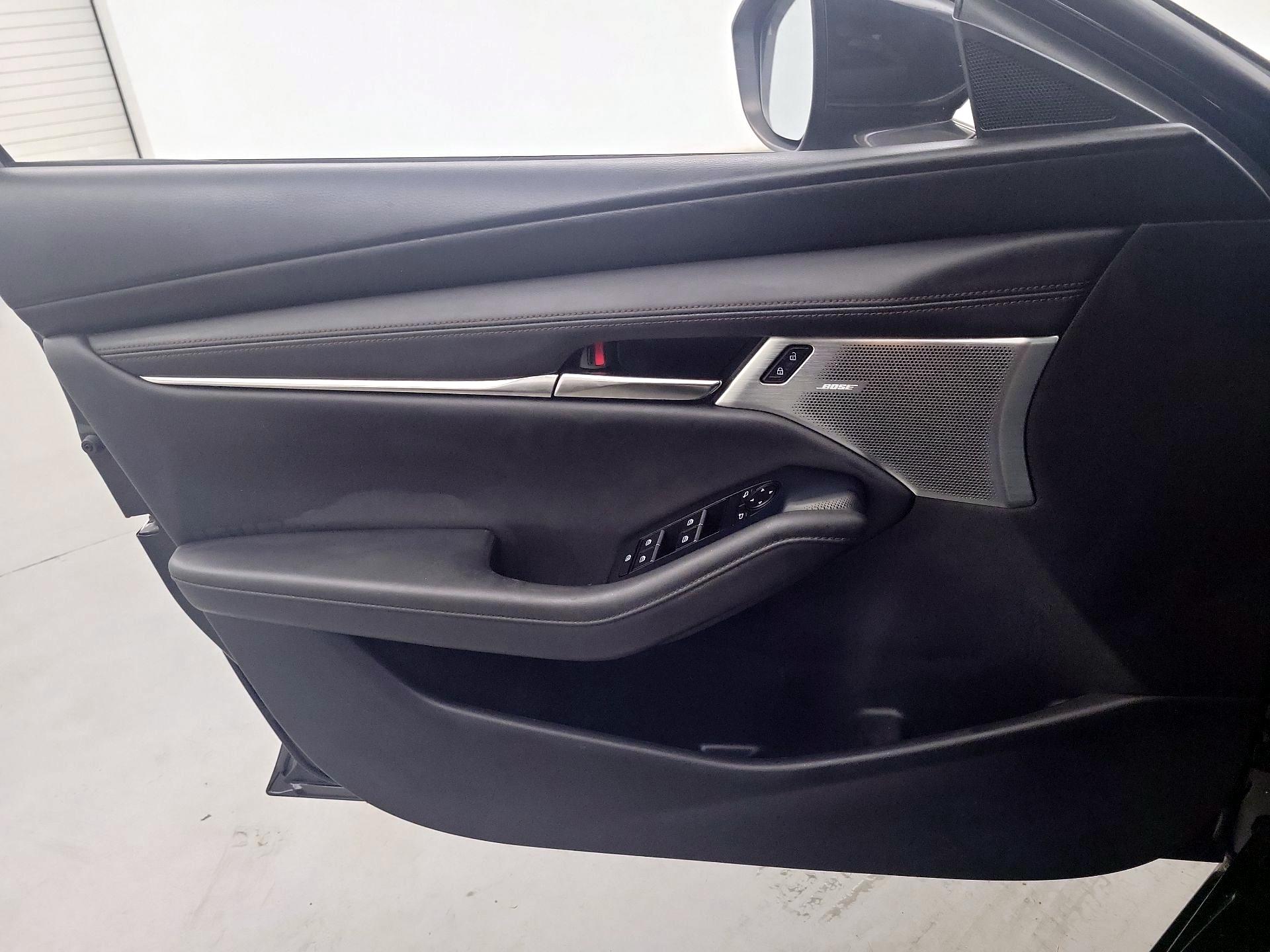 Thumbnail: 2022 Mazda Mazda3 - 12