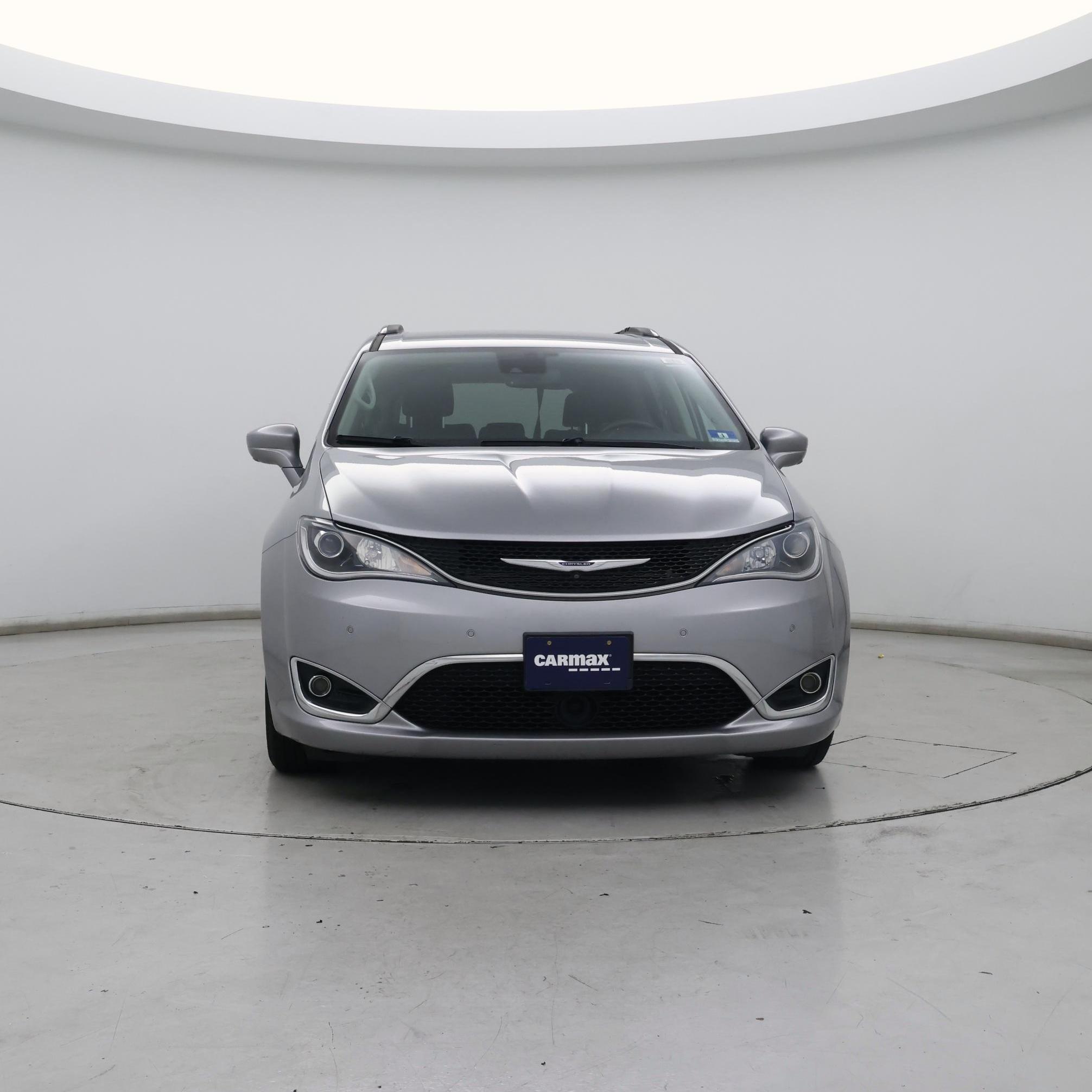 Thumbnail: 2020 Chrysler Pacifica - 5