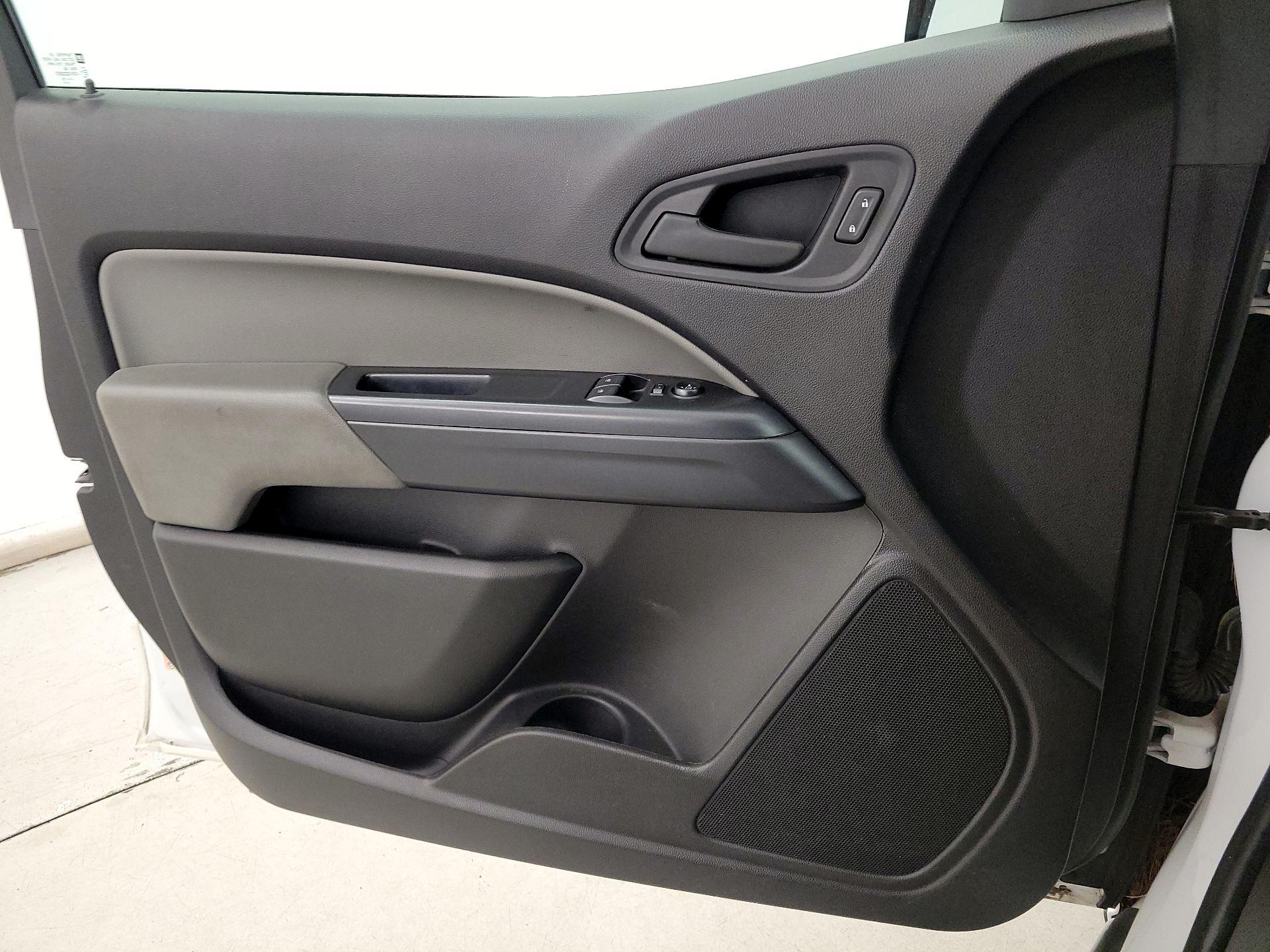 Thumbnail: 2018 Chevrolet Colorado - 12
