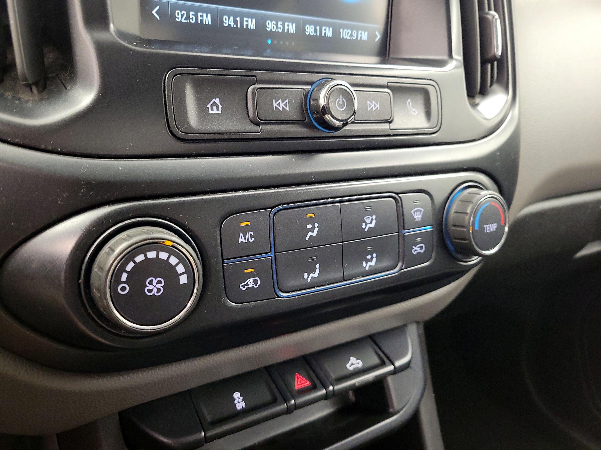 Thumbnail: 2018 Chevrolet Colorado - 16