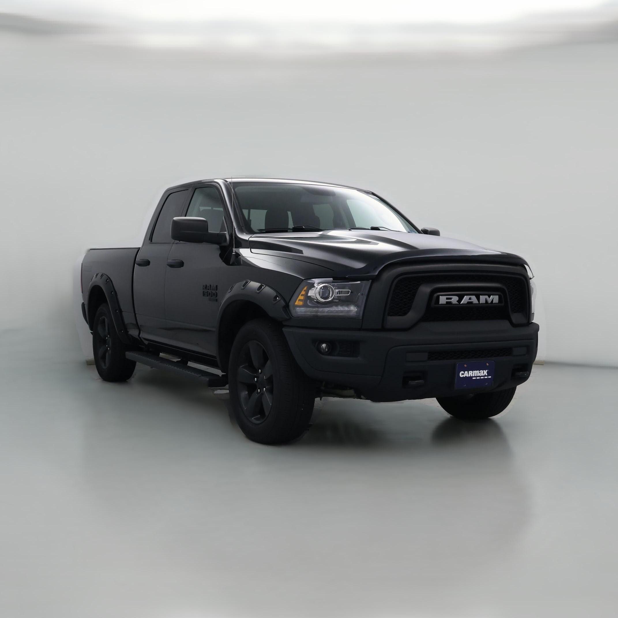 Thumbnail: 2020 RAM 1500 Classic - 1
