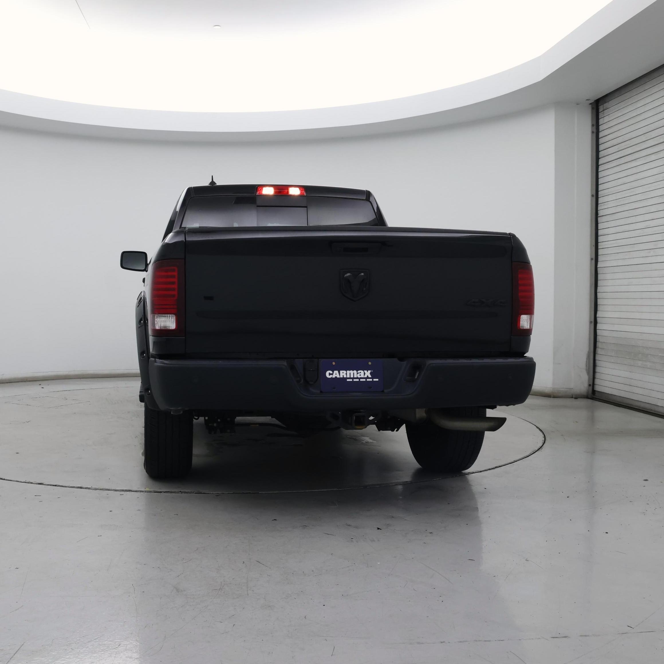Thumbnail: 2020 RAM 1500 Classic - 6