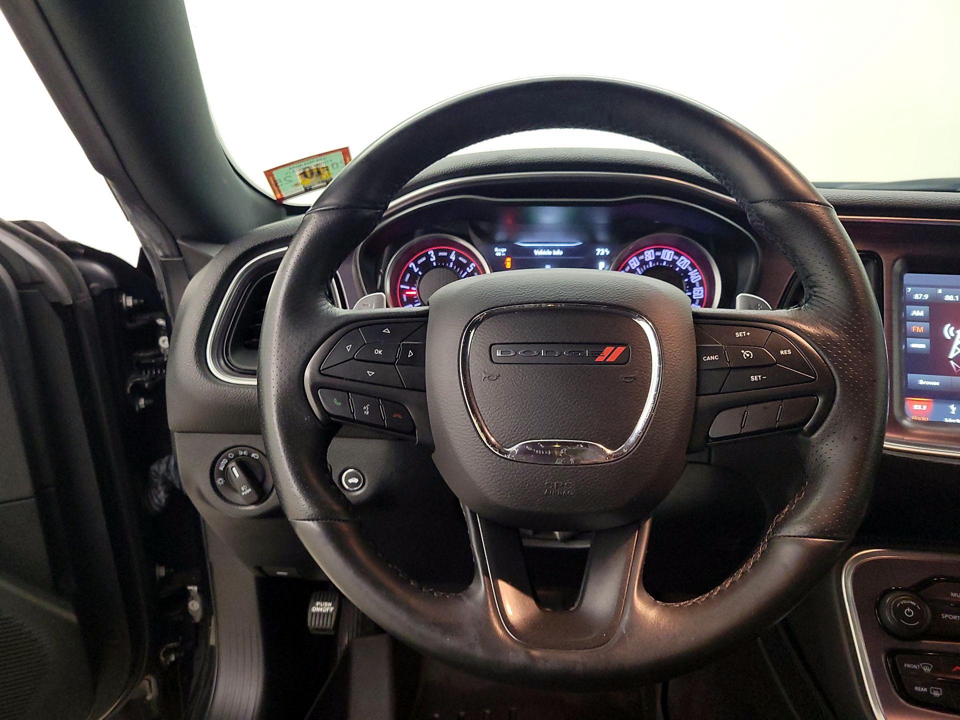 Thumbnail: 2018 Dodge Challenger - 10