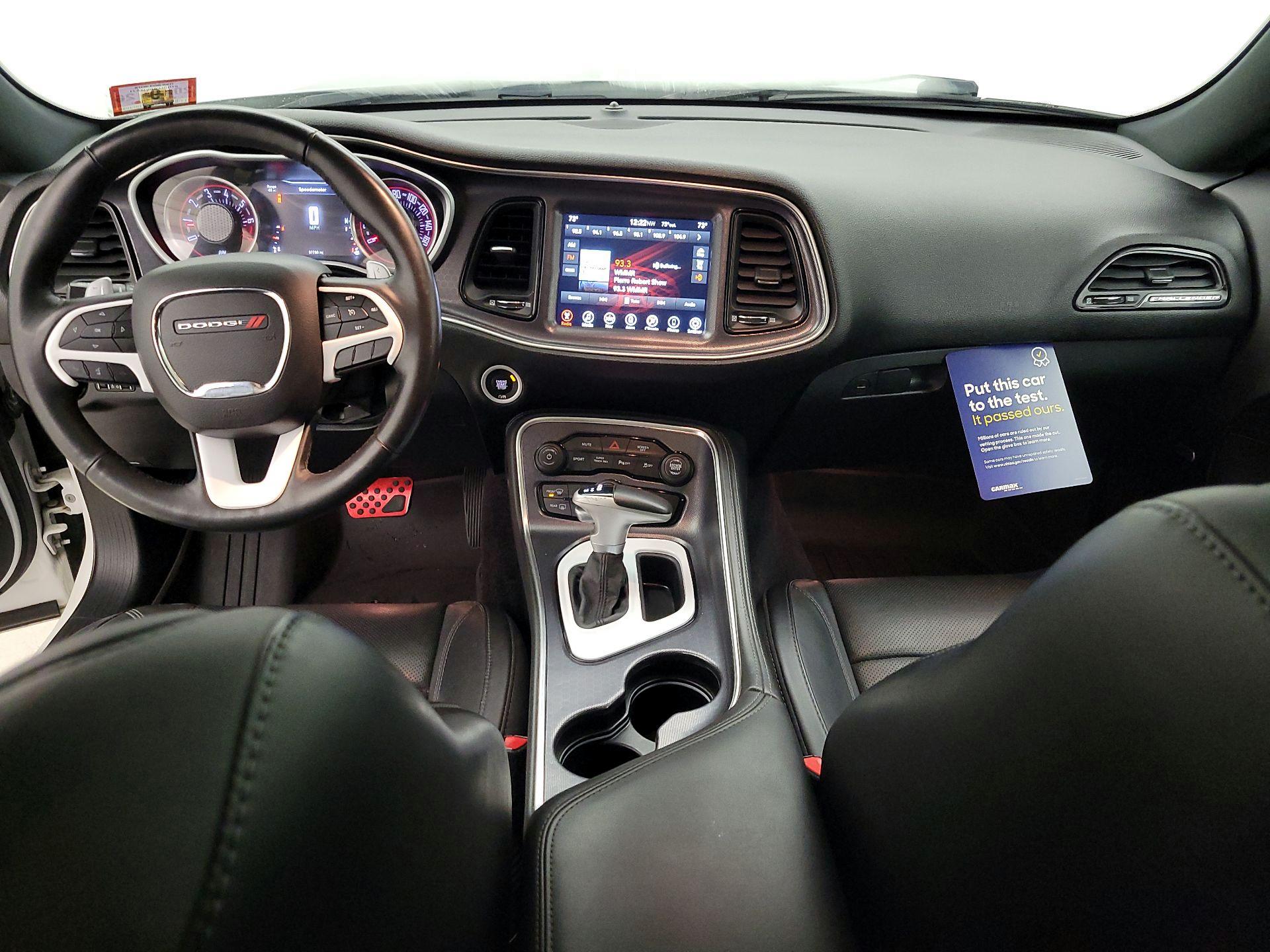 Thumbnail: 2017 Dodge Challenger - 9