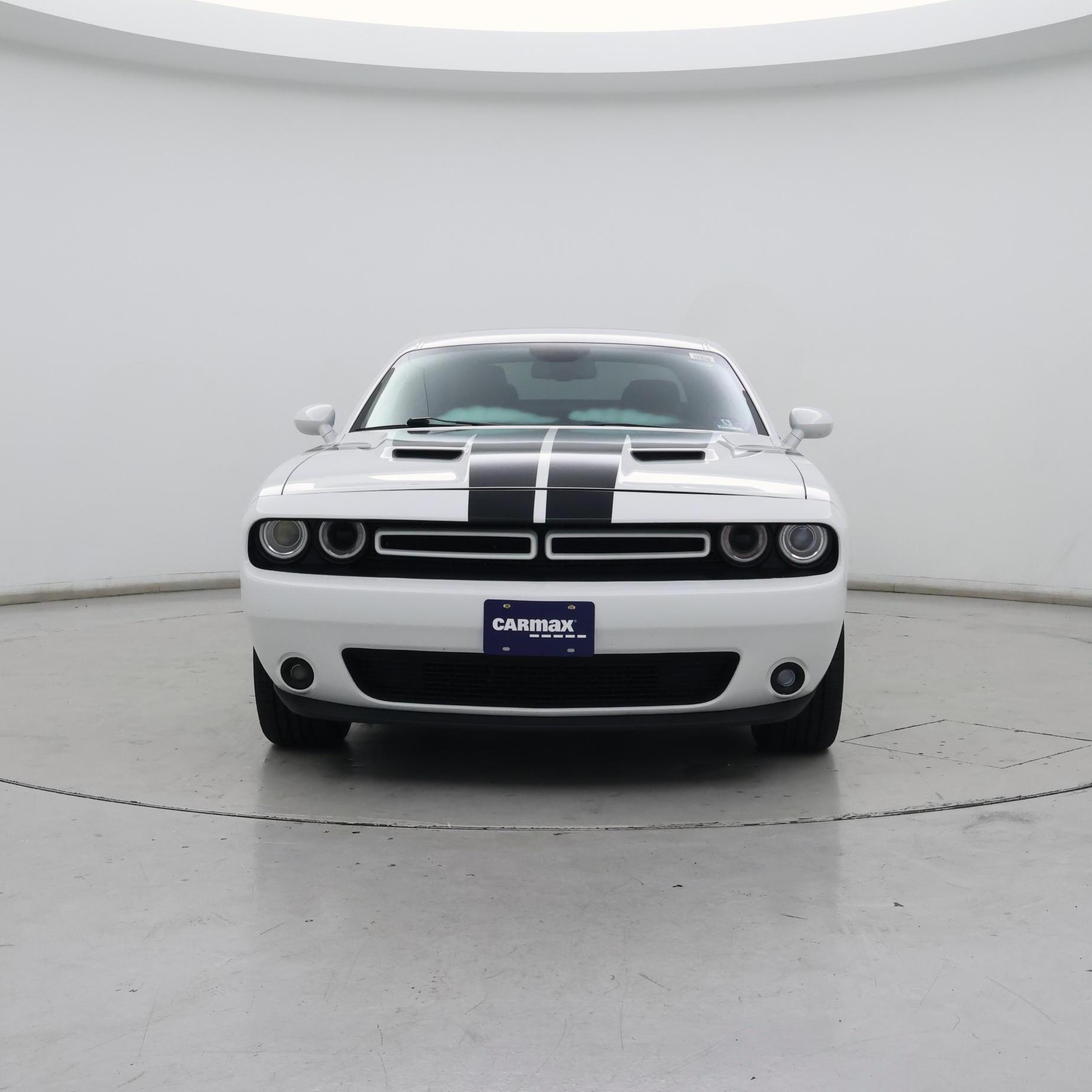 Thumbnail: 2017 Dodge Challenger - 5