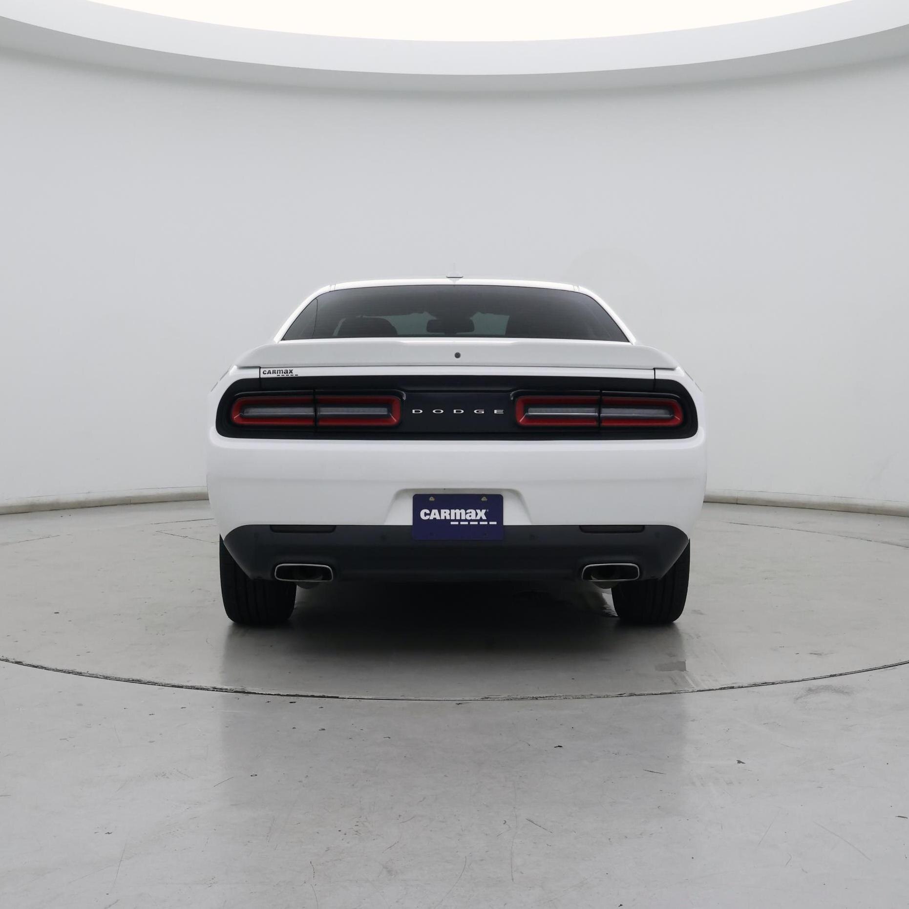Thumbnail: 2017 Dodge Challenger - 6