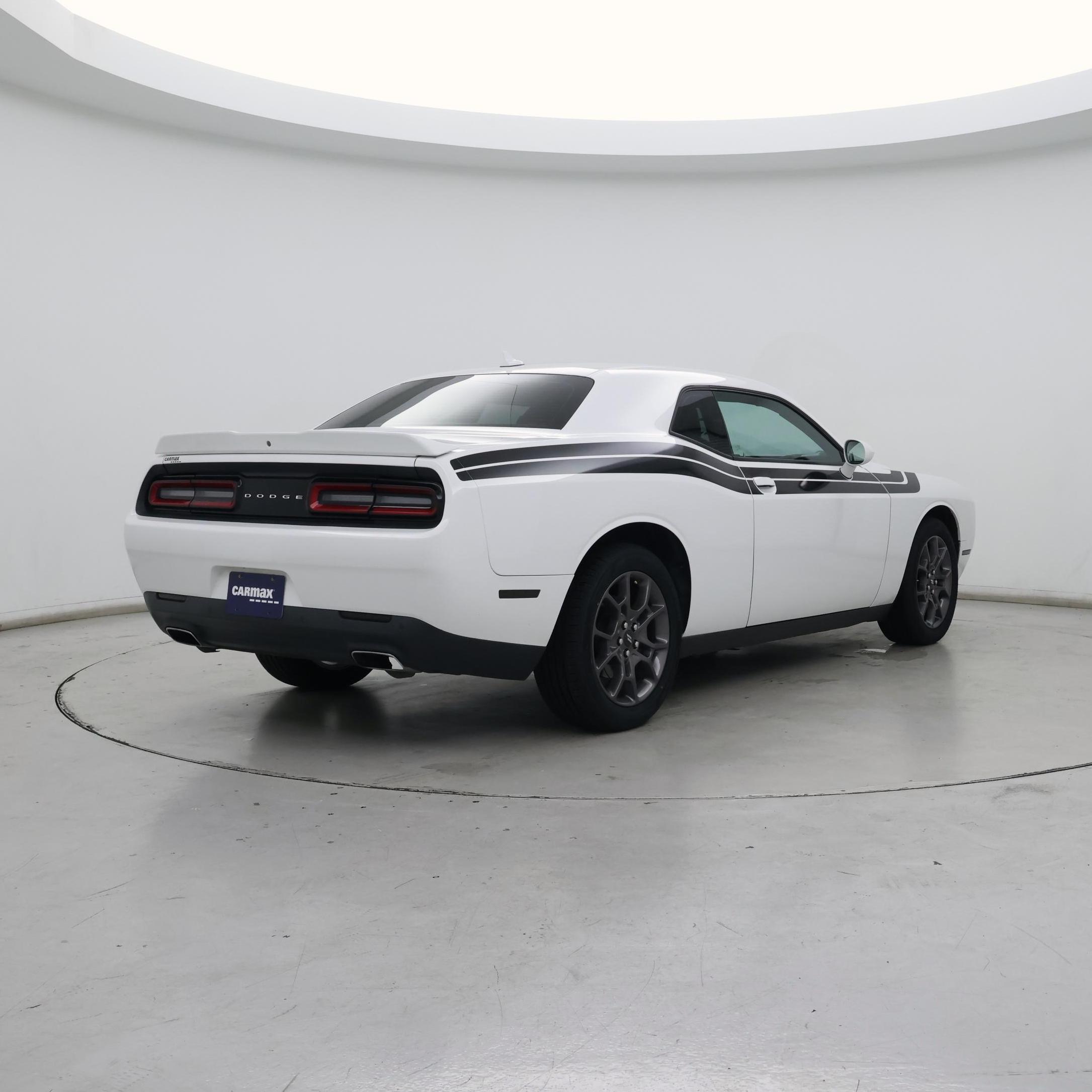 Thumbnail: 2017 Dodge Challenger - 8