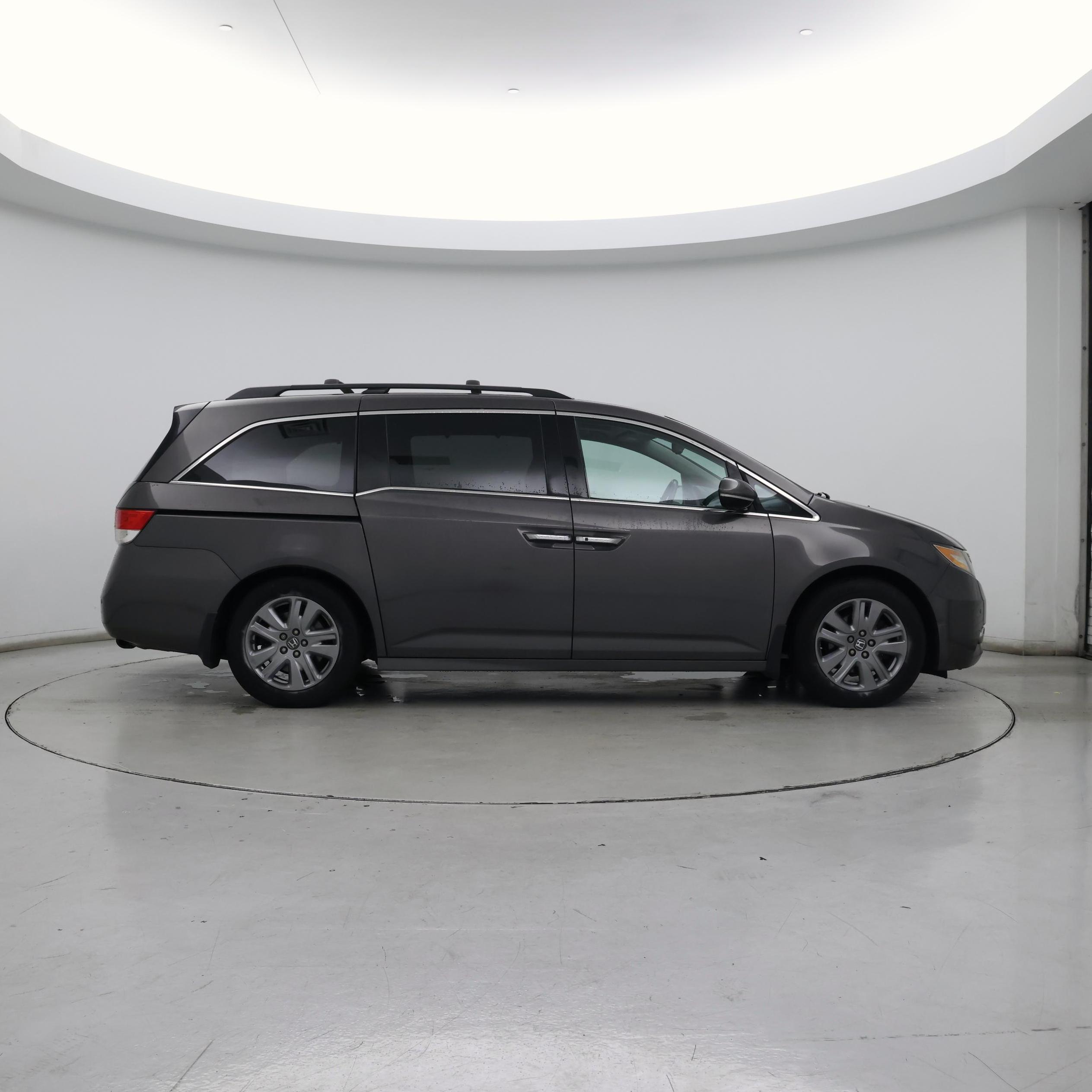 Thumbnail: 2014 Honda Odyssey - 7