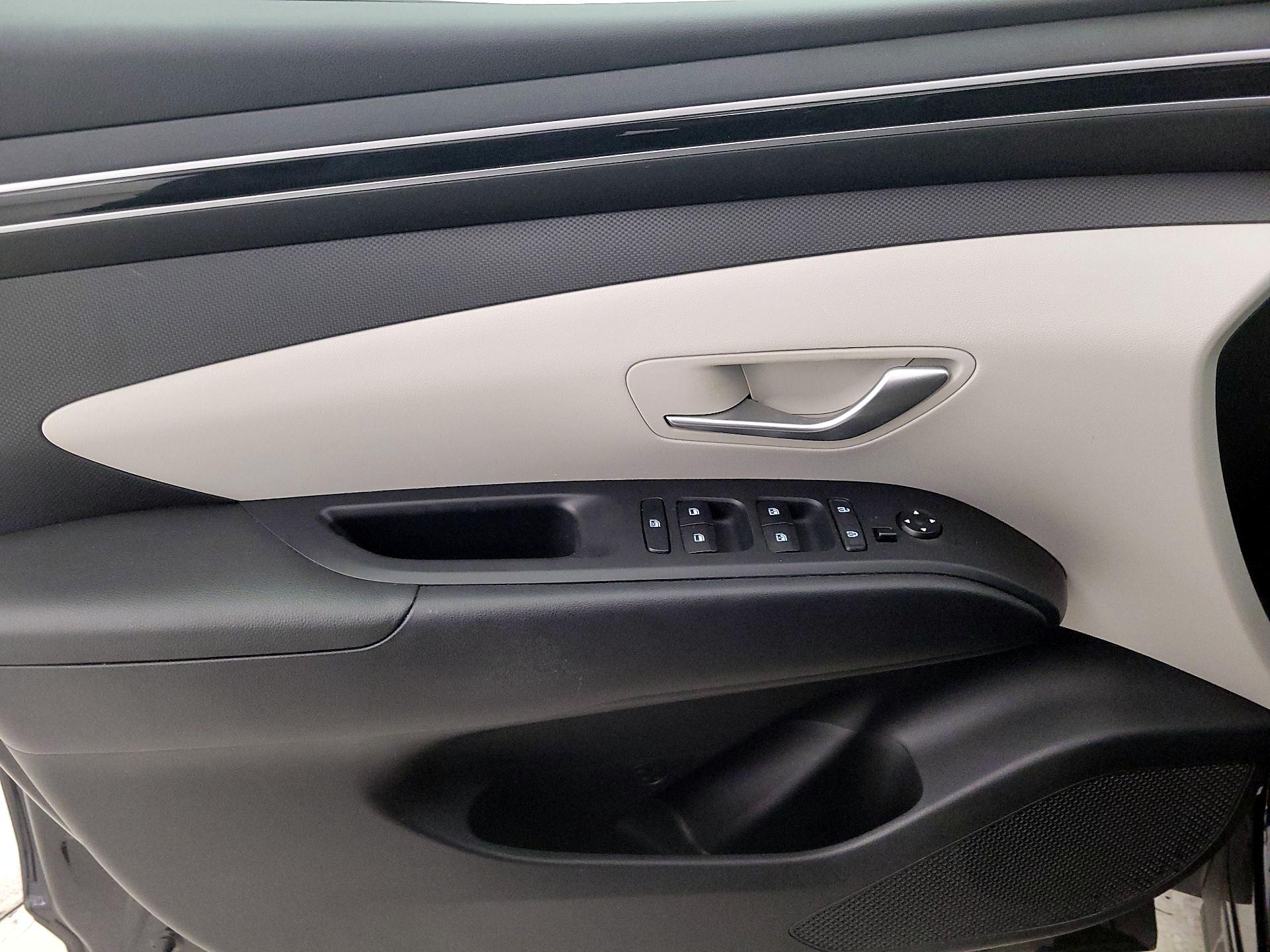 Thumbnail: 2022 Hyundai Tucson - 12