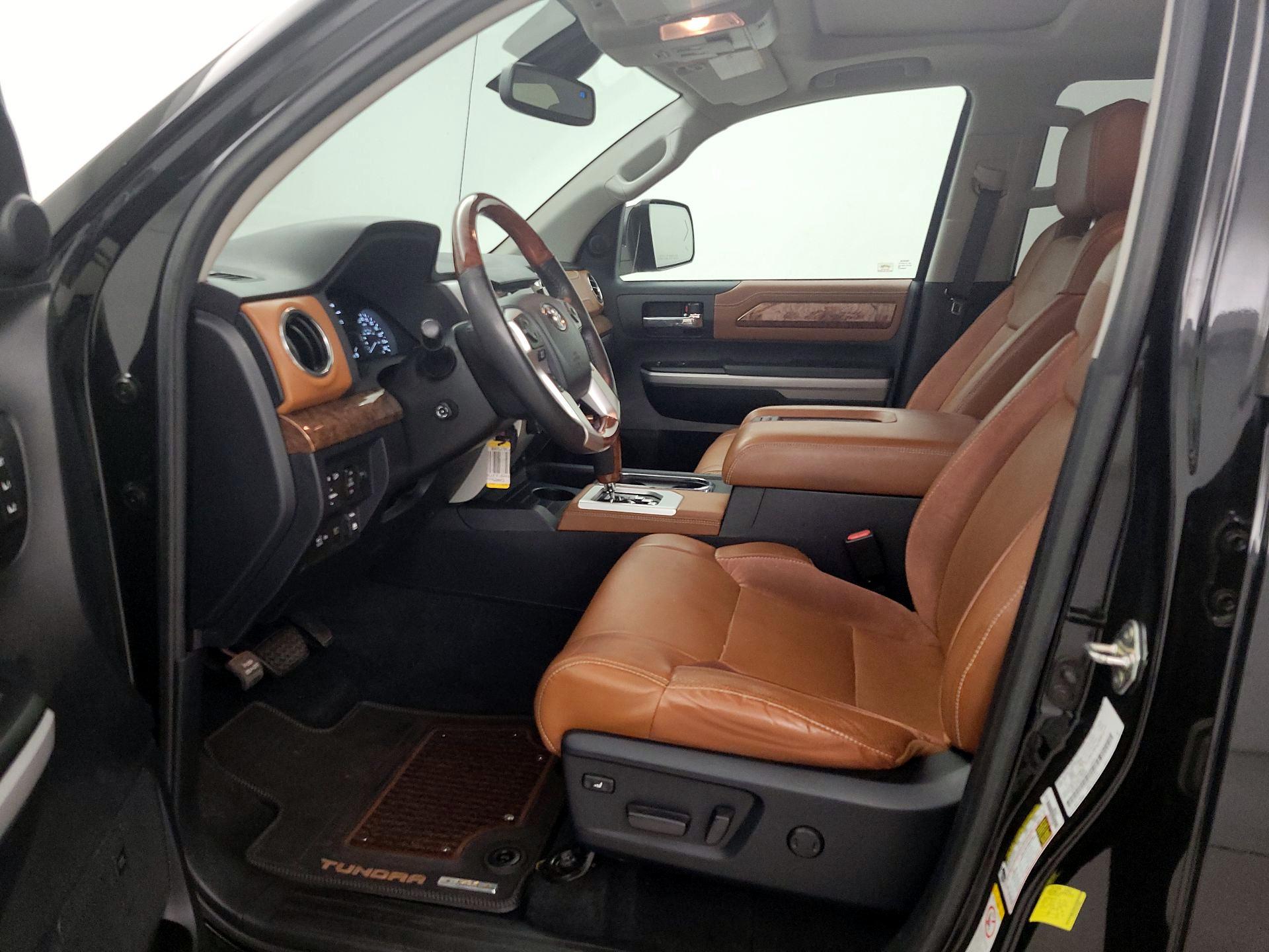 Thumbnail: 2018 Toyota Tundra - 11