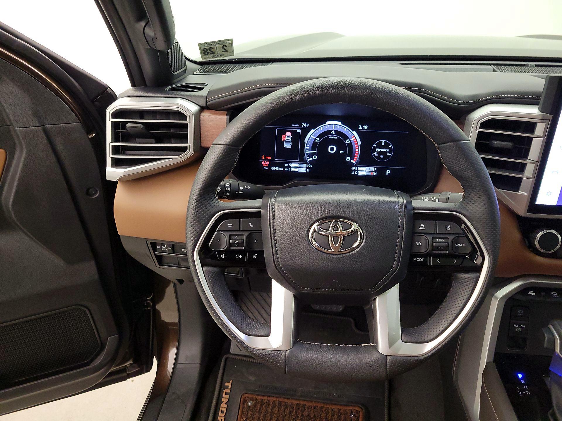 Thumbnail: 2023 Toyota Tundra - 10