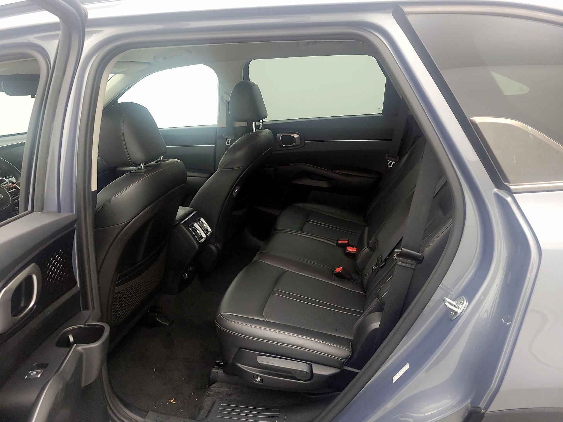 Thumbnail: 2021 Kia Sorento - 19