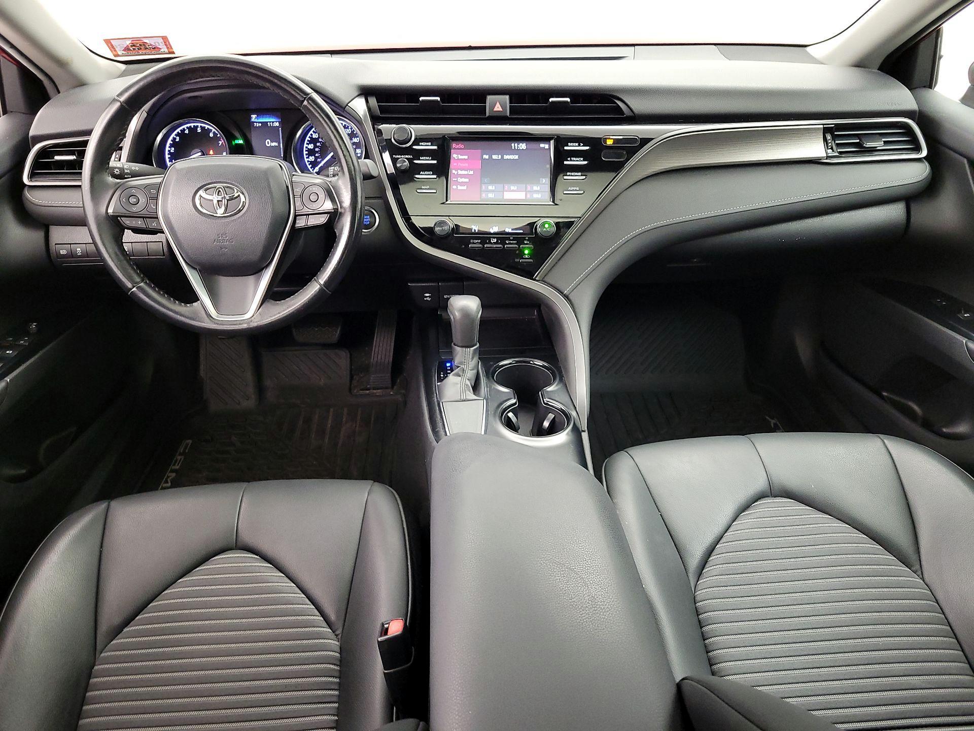 Thumbnail: 2019 Toyota Camry - 9