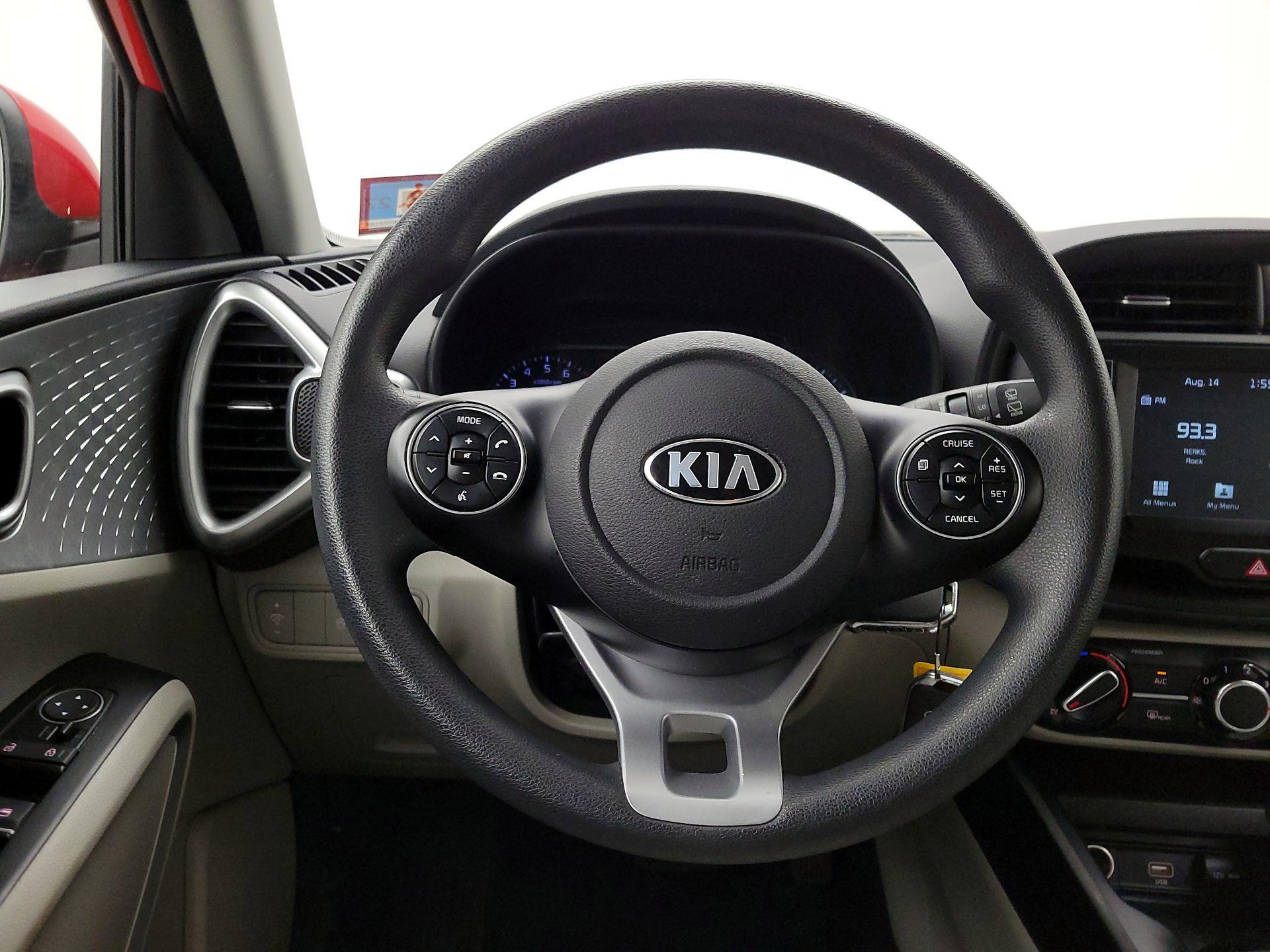 Thumbnail: 2020 Kia Soul - 10