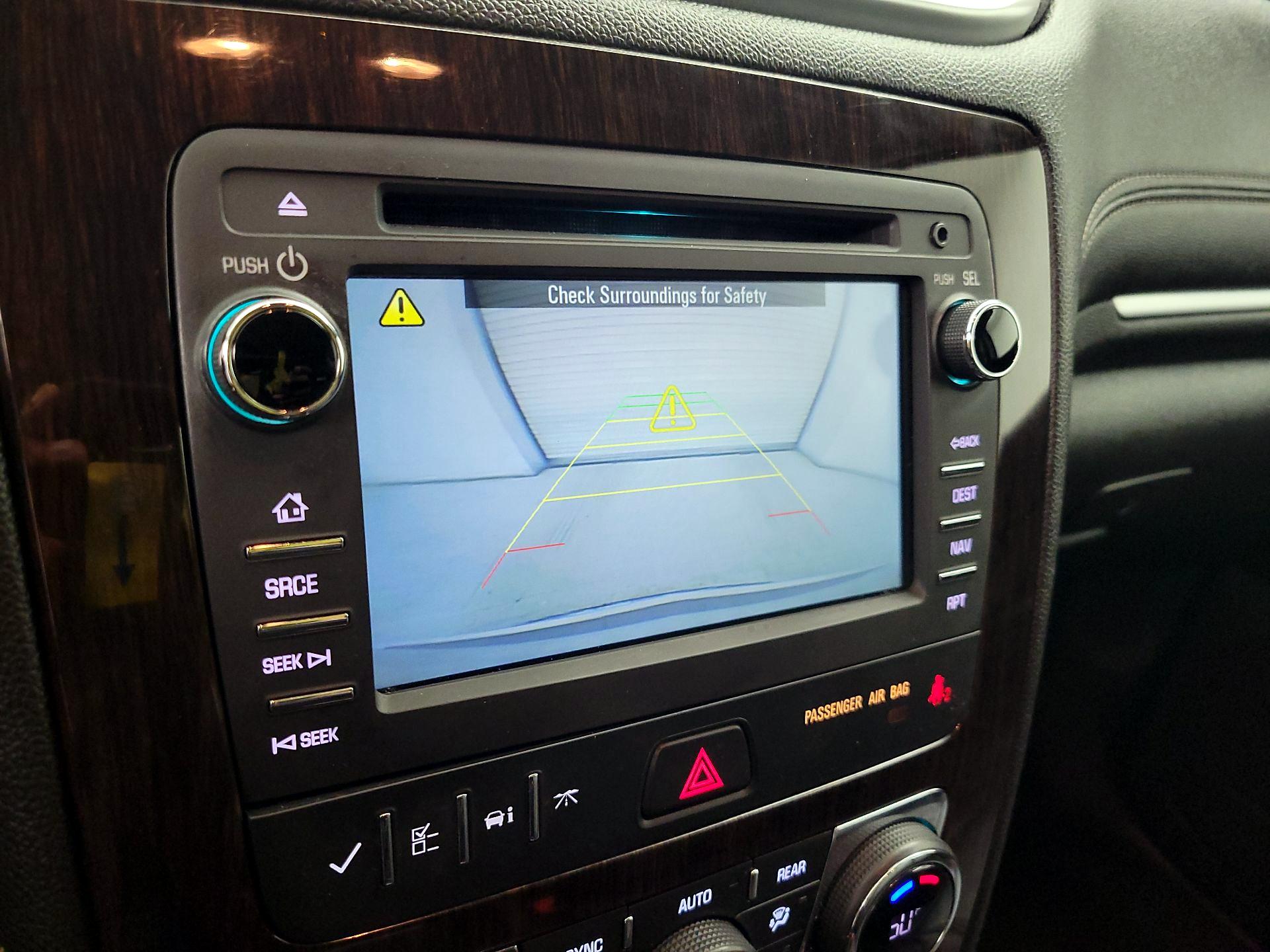 Thumbnail: 2015 Chevrolet Traverse - 14