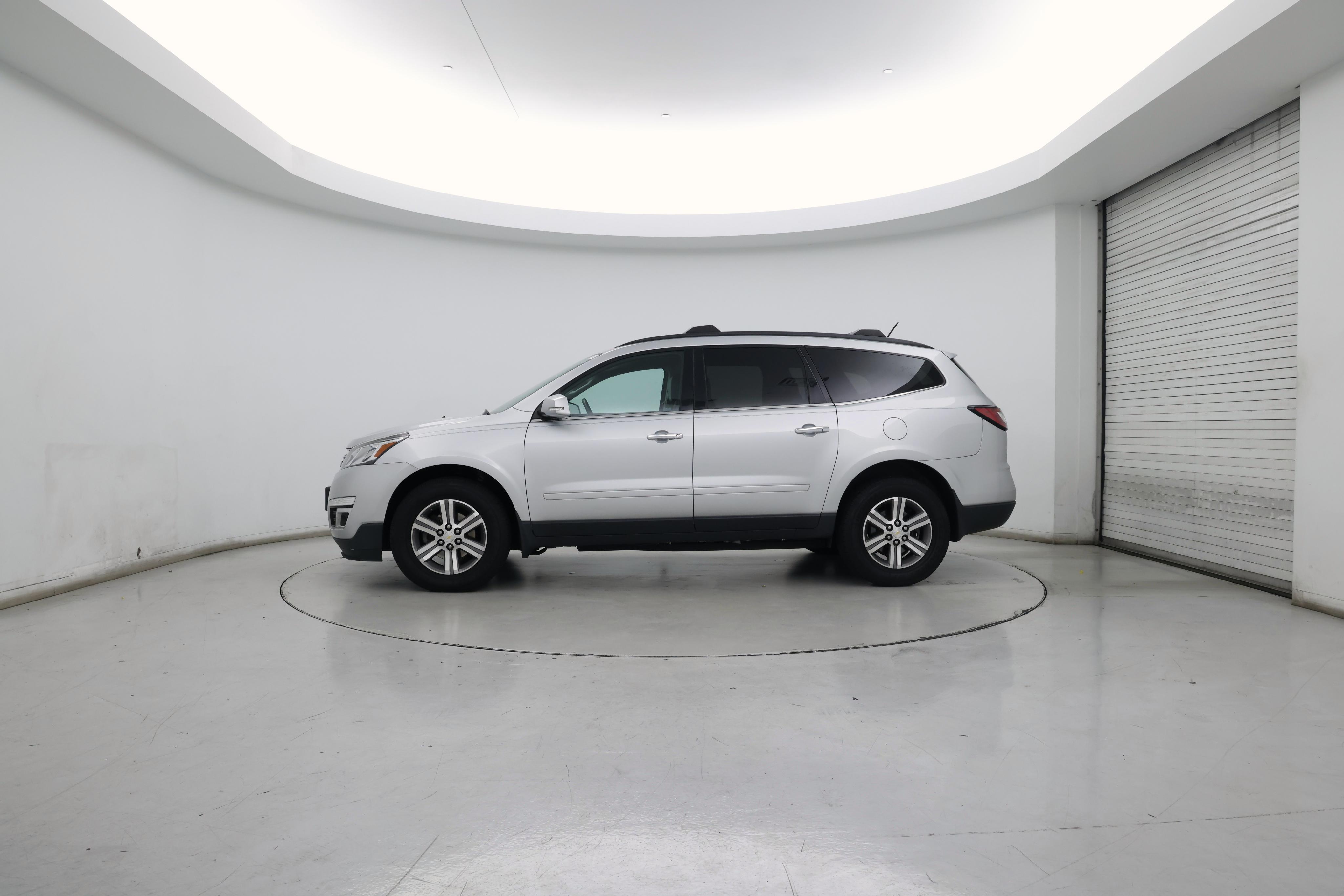 Thumbnail: 2015 Chevrolet Traverse - 3