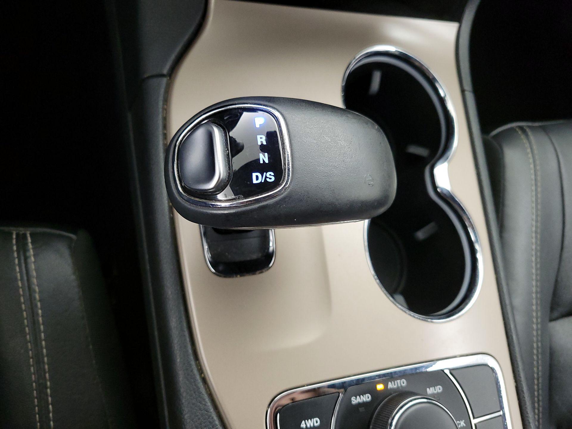 Thumbnail: 2014 Jeep Grand Cherokee - 18