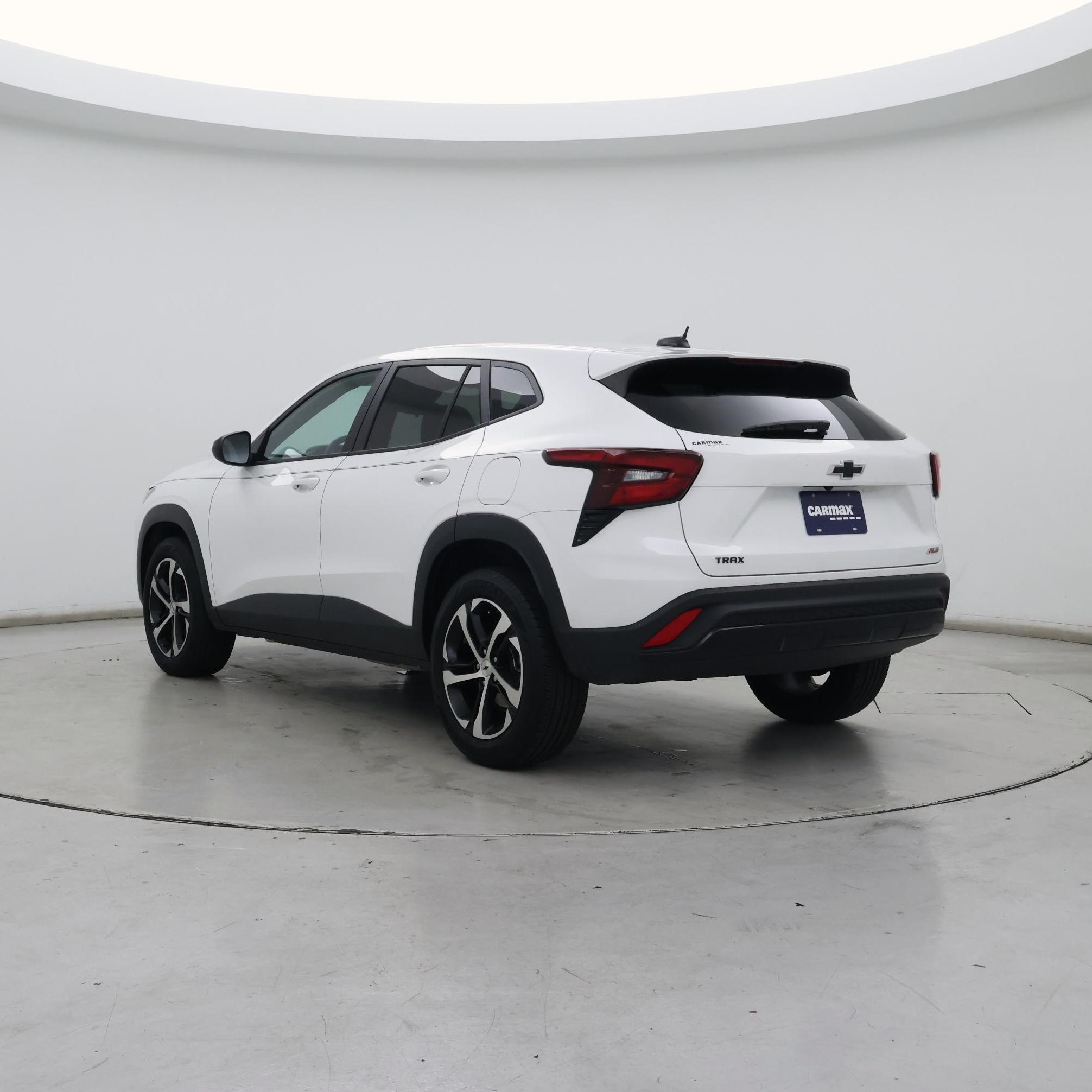 Thumbnail: 2025 Chevrolet Trax - 2