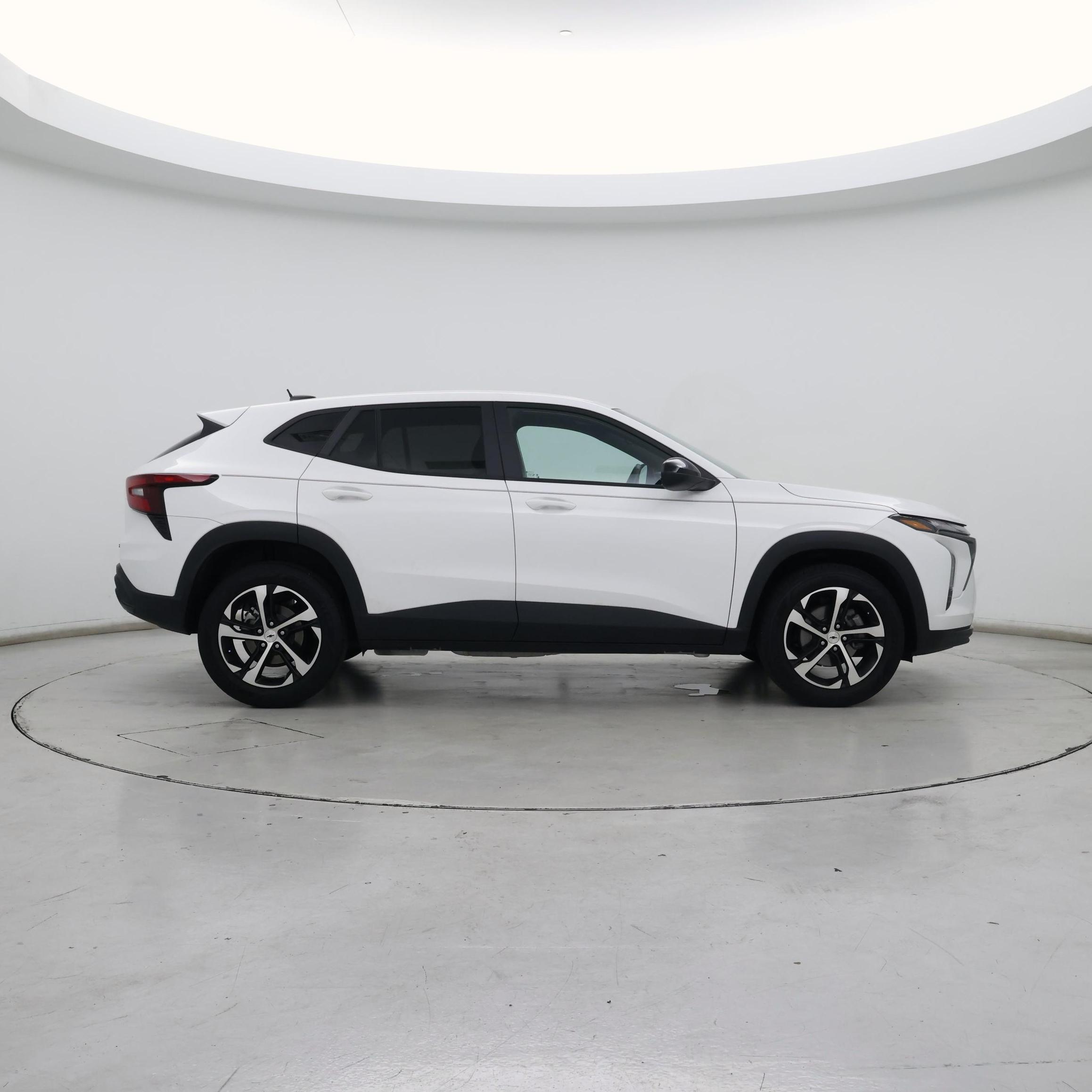 Thumbnail: 2025 Chevrolet Trax - 7