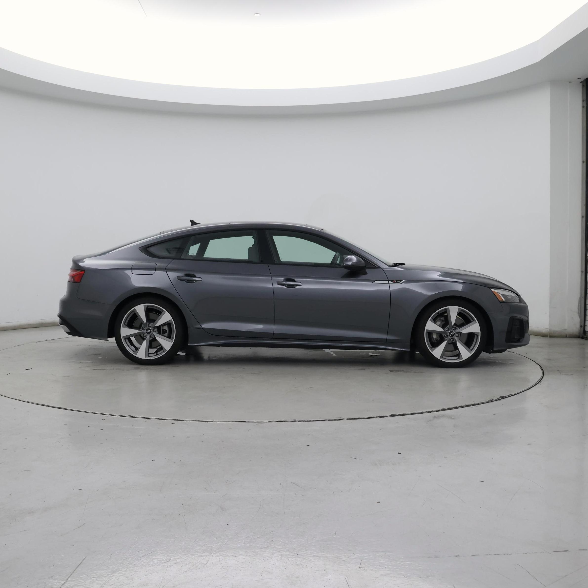 Thumbnail: 2021 Audi A5 - 7
