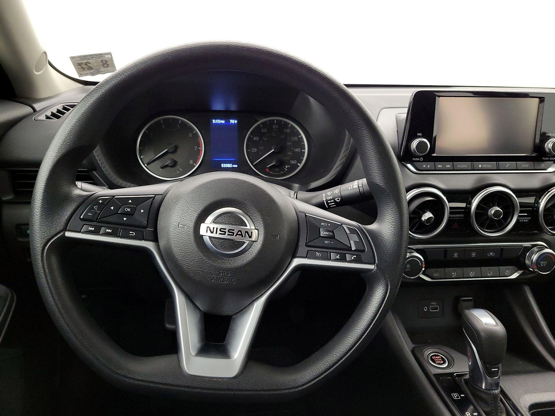 Thumbnail: 2022 Nissan Sentra - 10