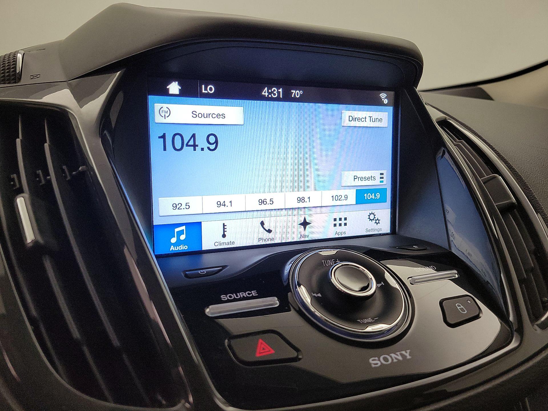 Thumbnail: 2016 Ford Escape - 15