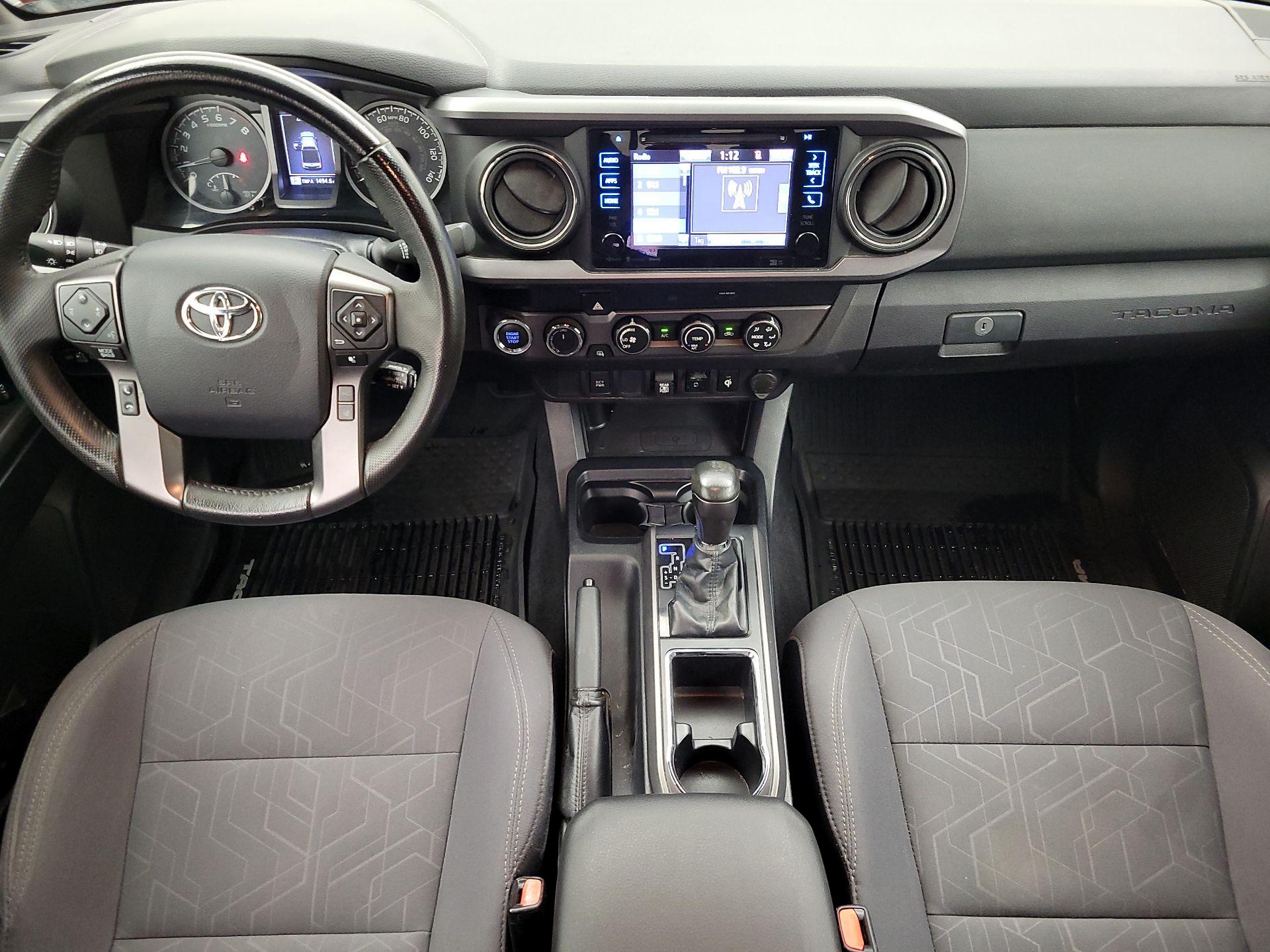 Thumbnail: 2019 Toyota Tacoma - 9