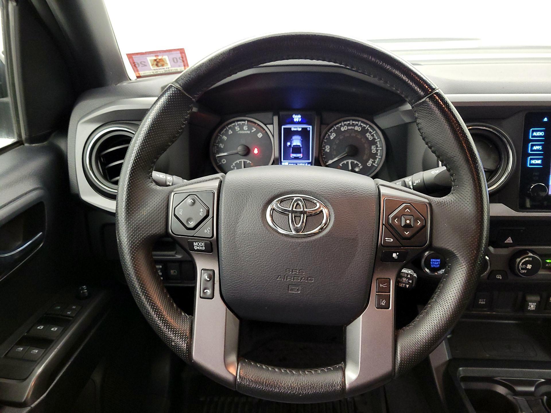 Thumbnail: 2019 Toyota Tacoma - 10