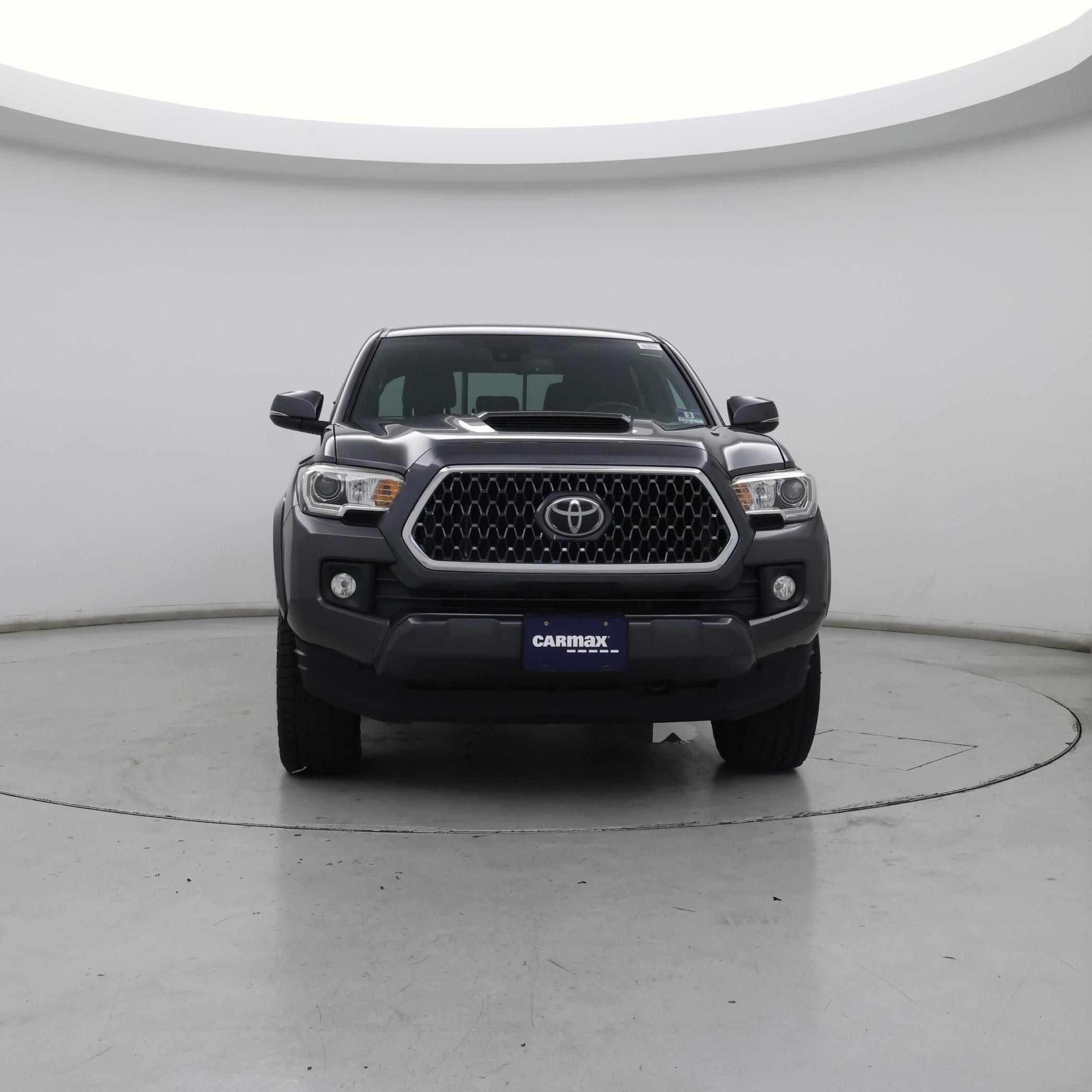 Thumbnail: 2019 Toyota Tacoma - 5