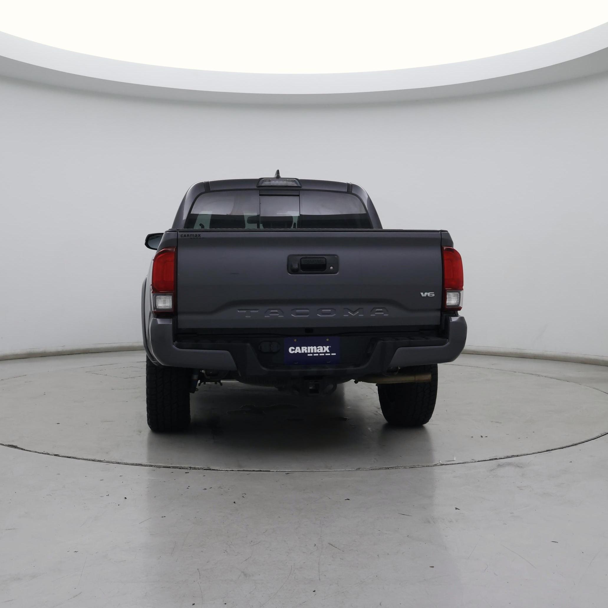 Thumbnail: 2019 Toyota Tacoma - 6