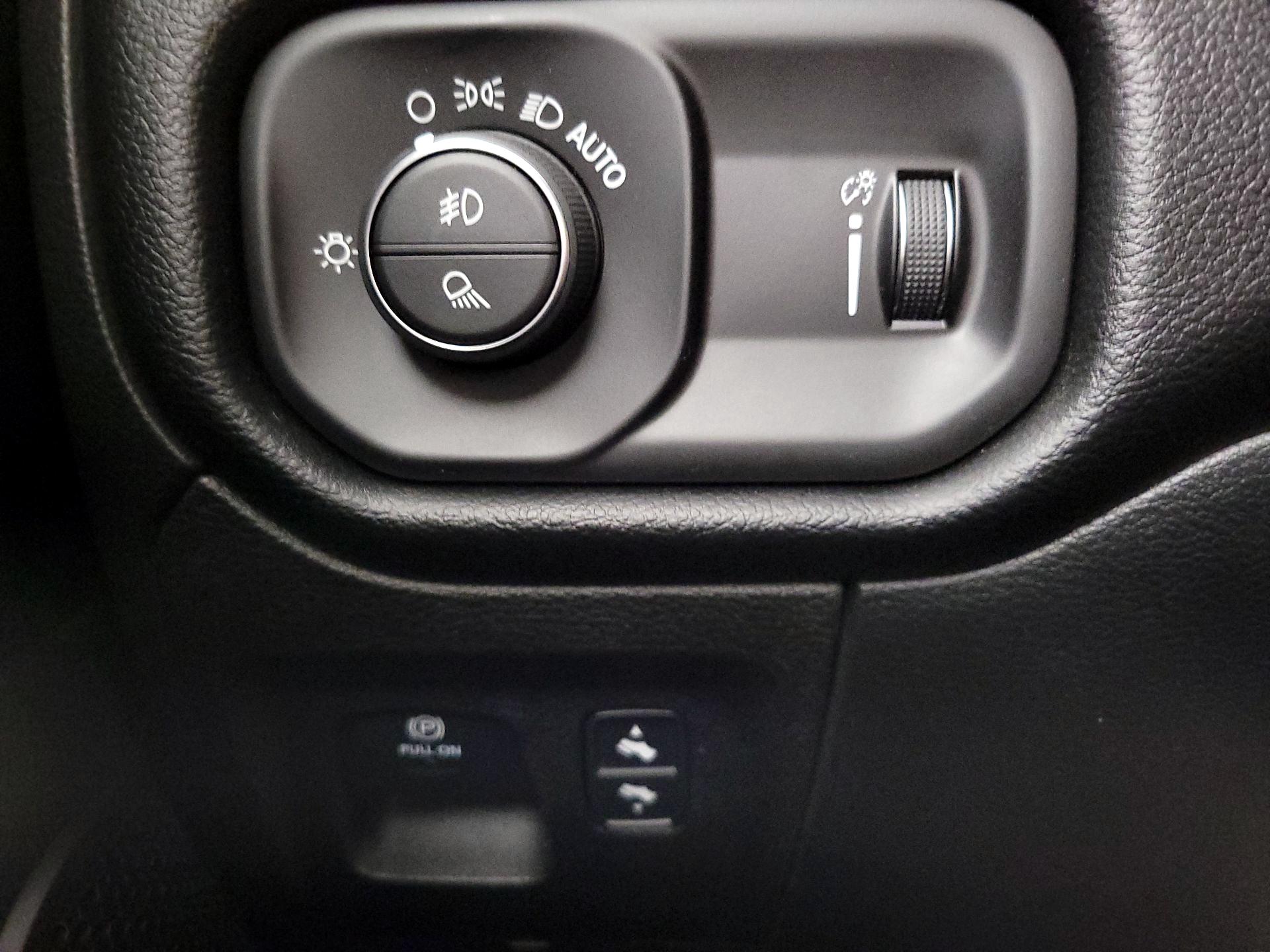 Thumbnail: 2022 RAM 1500 - 13