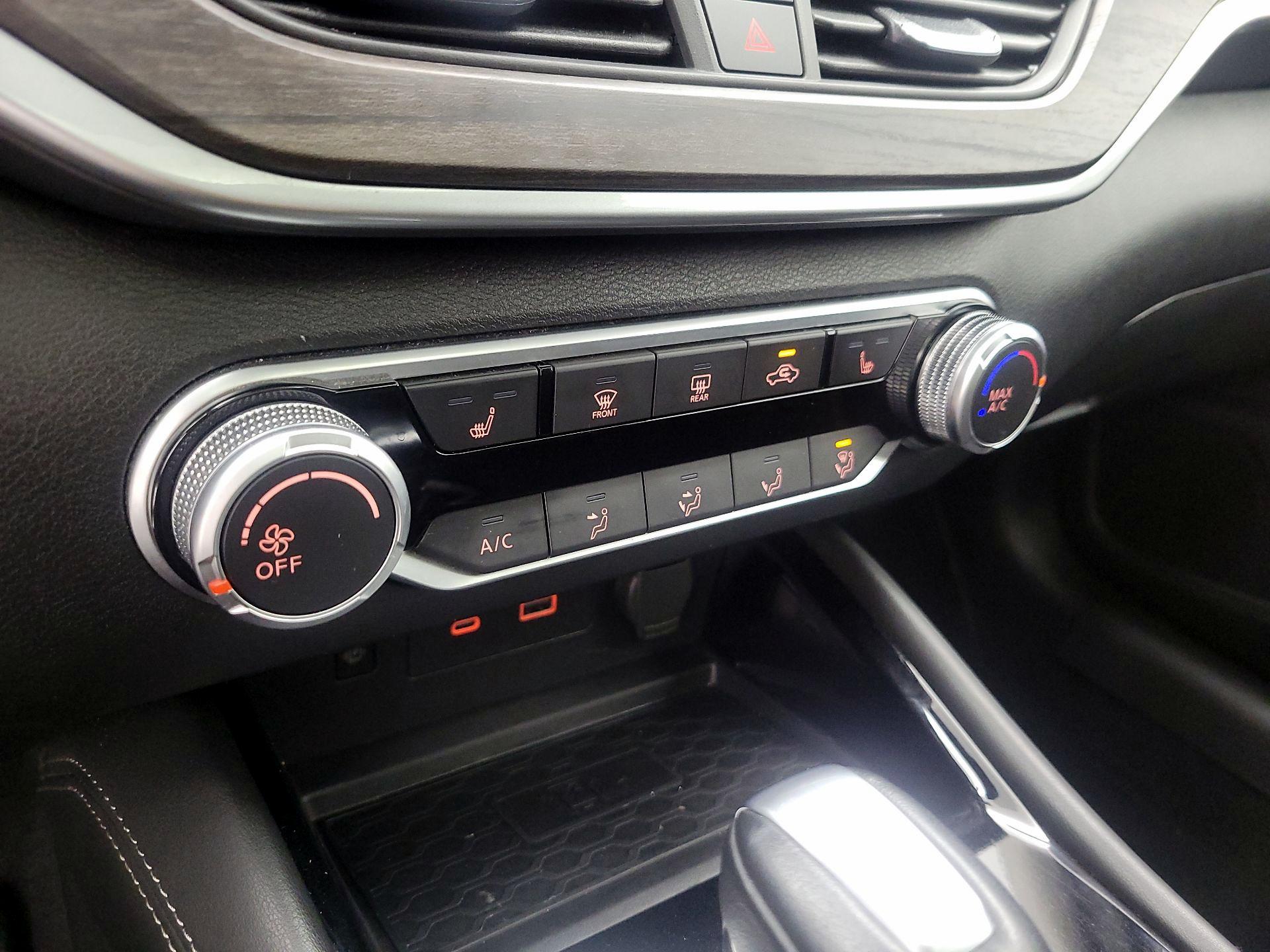 Thumbnail: 2023 Nissan Altima - 17