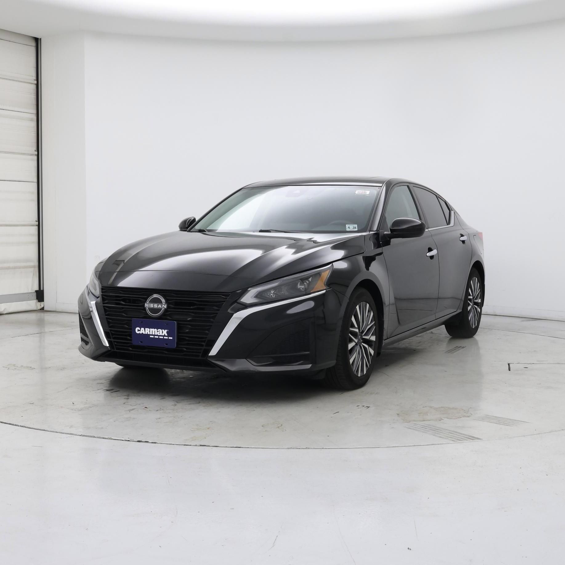 Thumbnail: 2023 Nissan Altima - 4