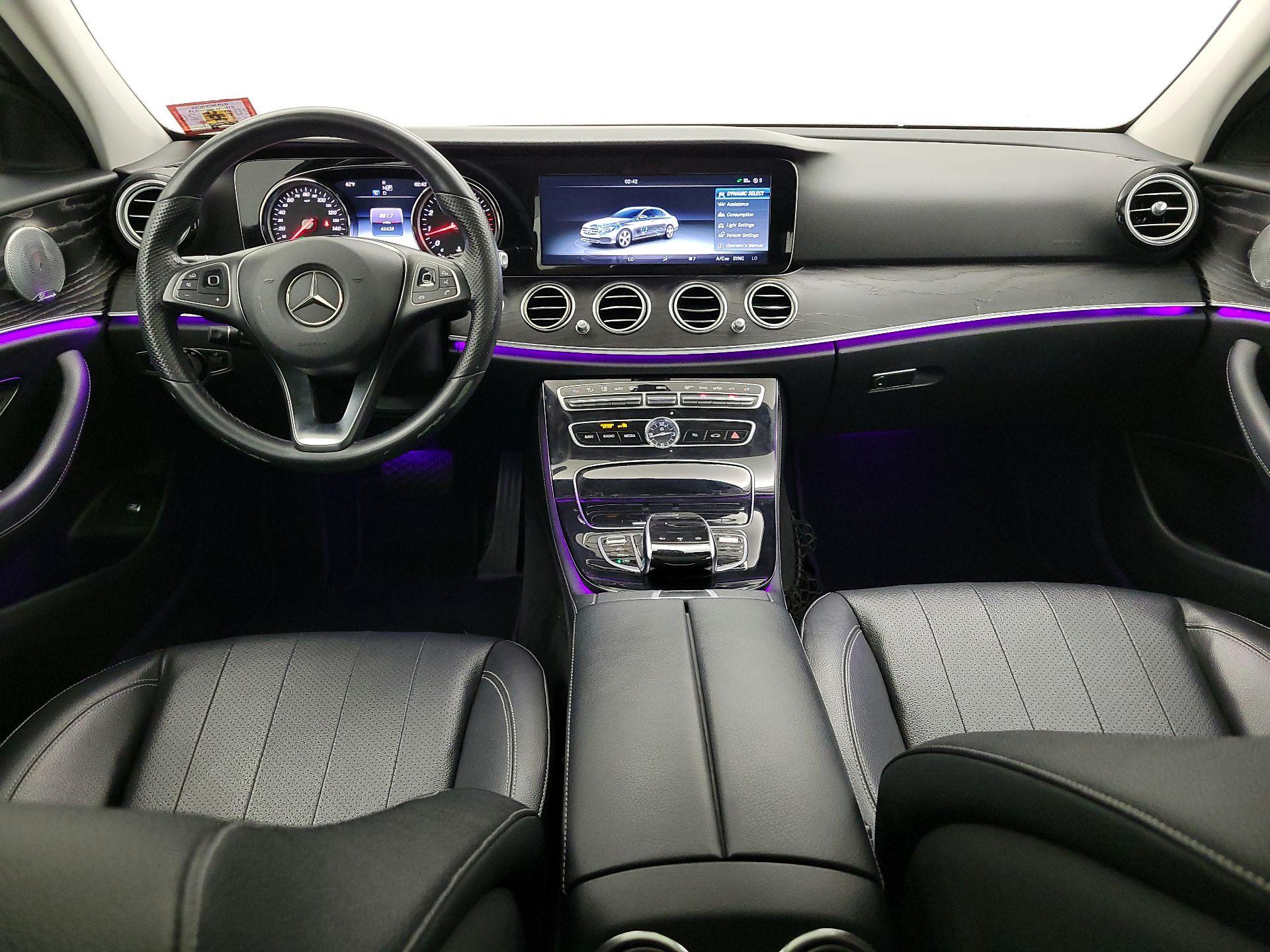 Thumbnail: 2017 Mercedes-Benz E-Class - 9