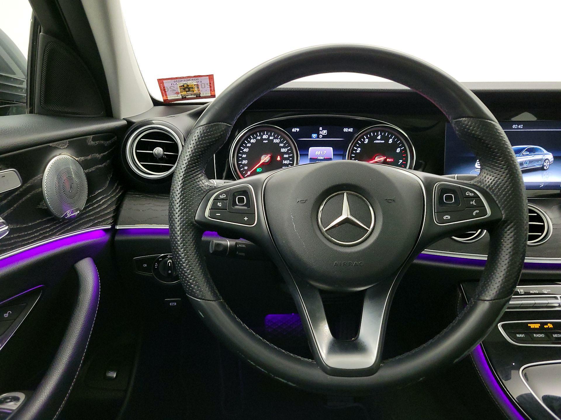 Thumbnail: 2017 Mercedes-Benz E-Class - 10