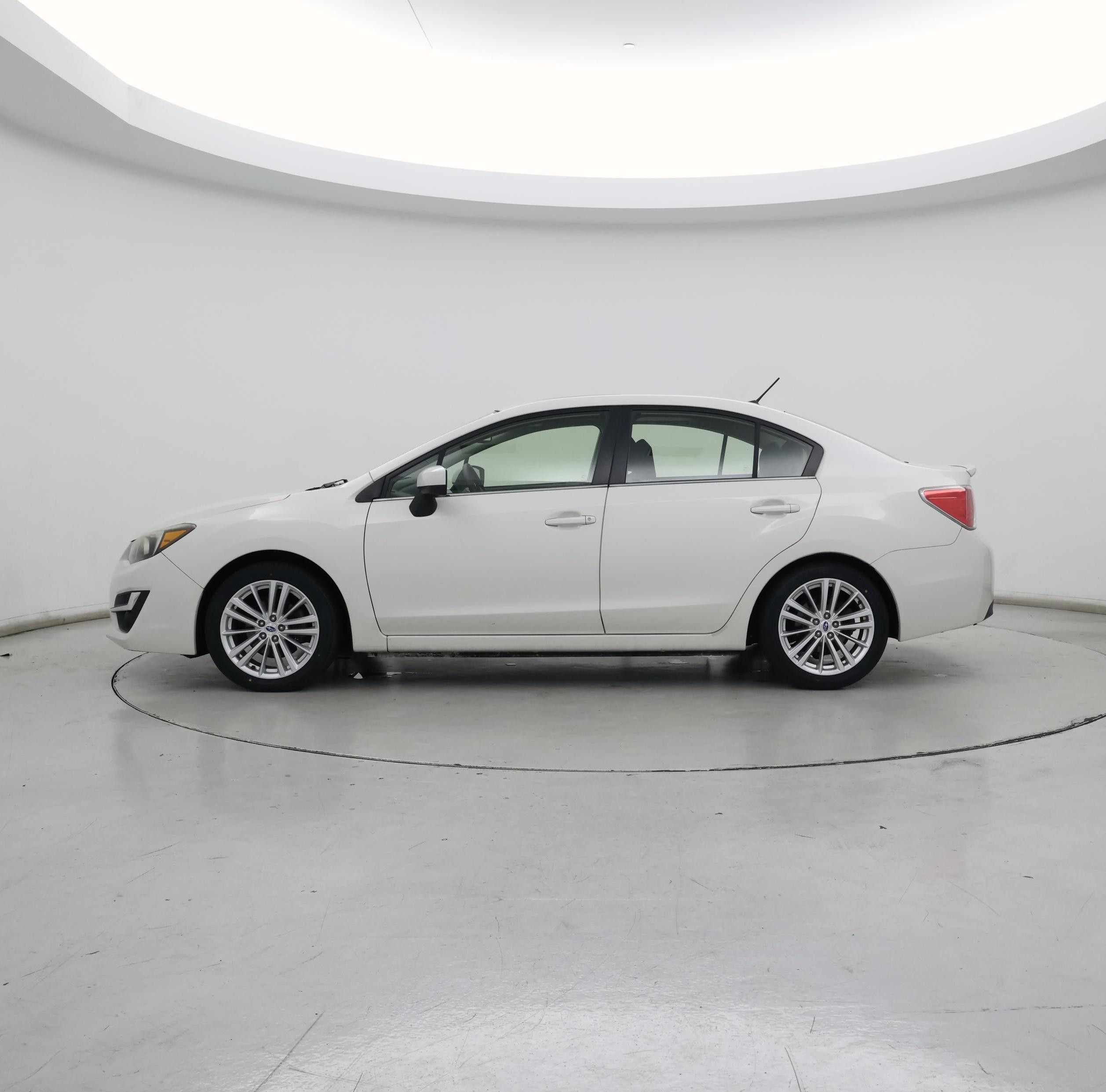 Thumbnail: 2015 Subaru Impreza - 3