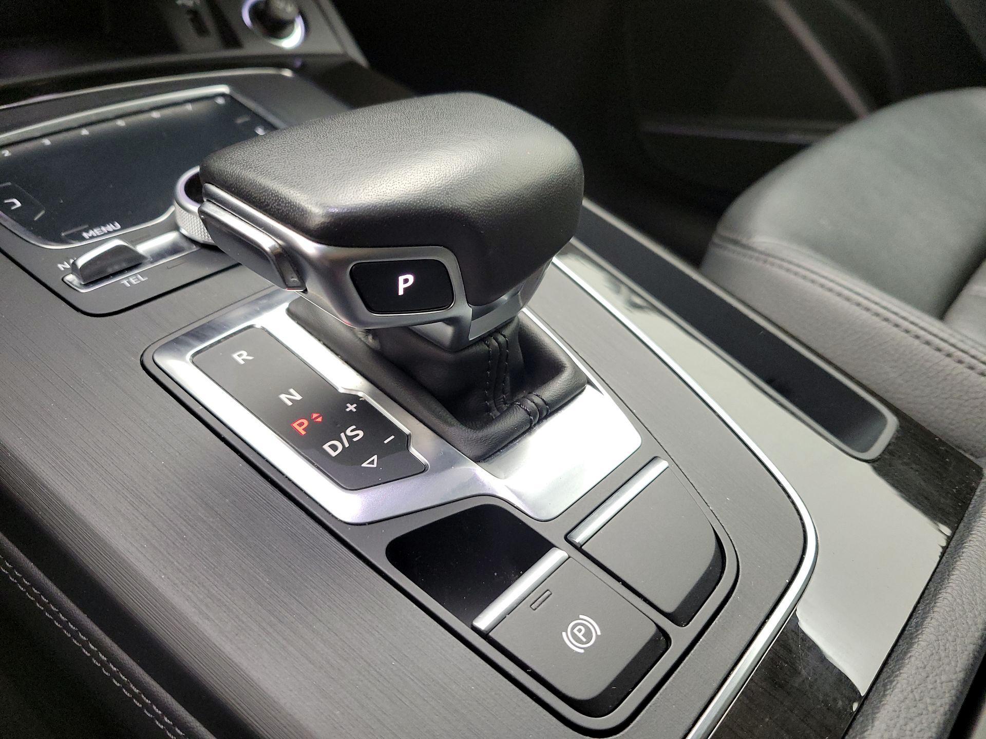 Thumbnail: 2019 Audi Q5 - 18