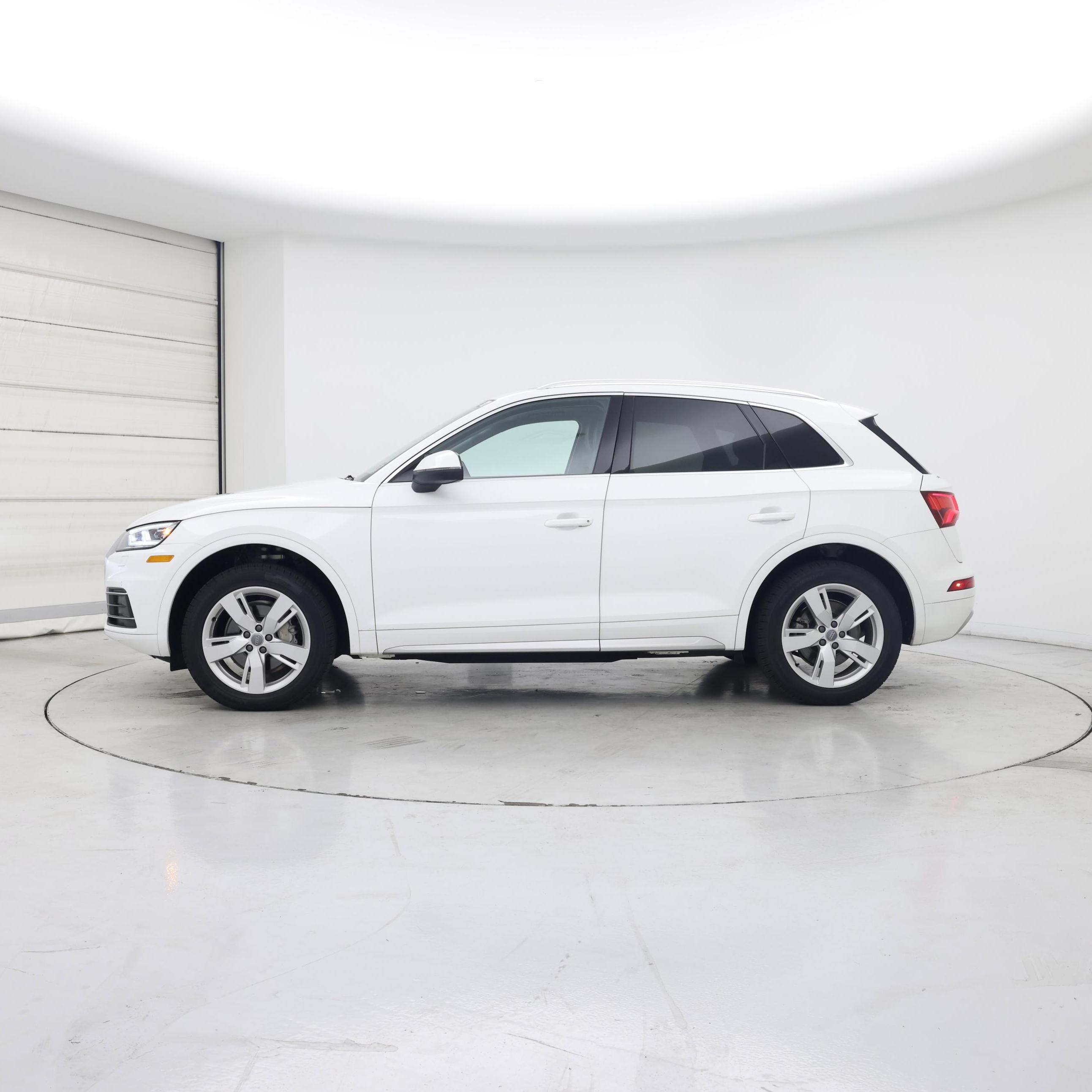 Thumbnail: 2019 Audi Q5 - 3