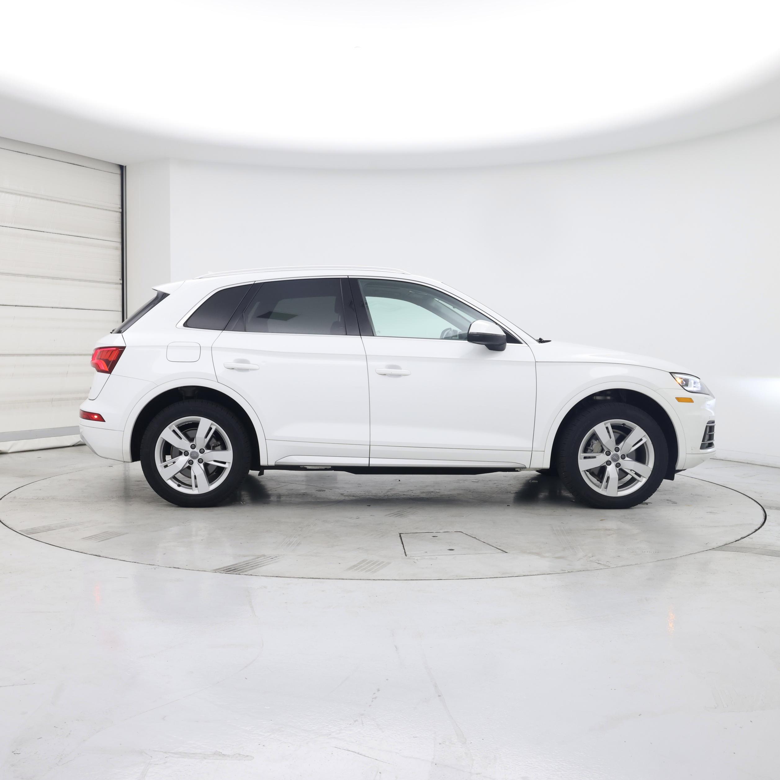 Thumbnail: 2019 Audi Q5 - 7