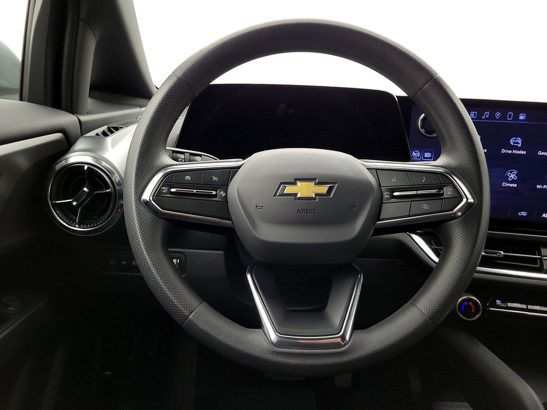 Thumbnail: 2025 Chevrolet Equinox - 10
