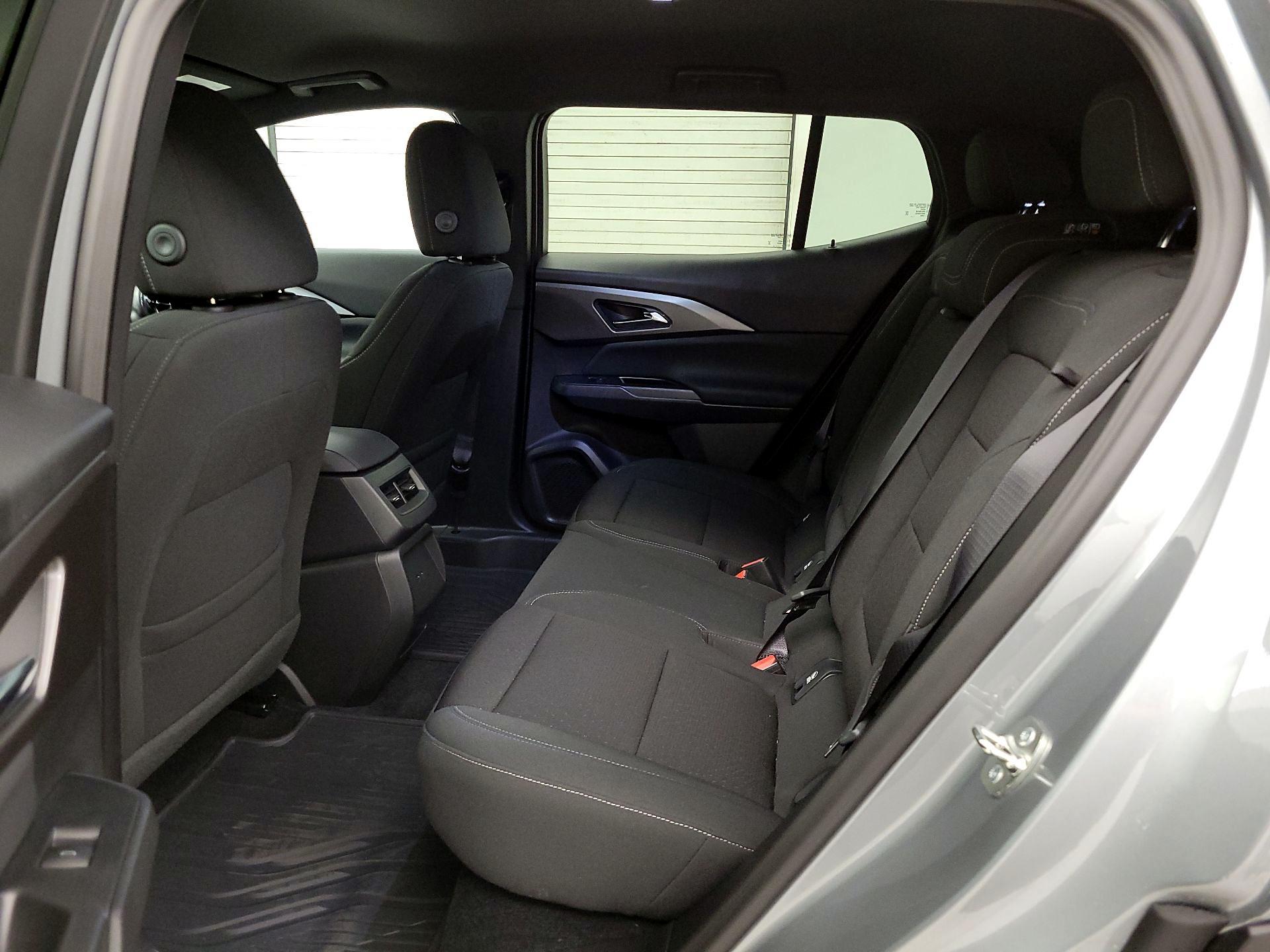 Thumbnail: 2025 Chevrolet Equinox - 20