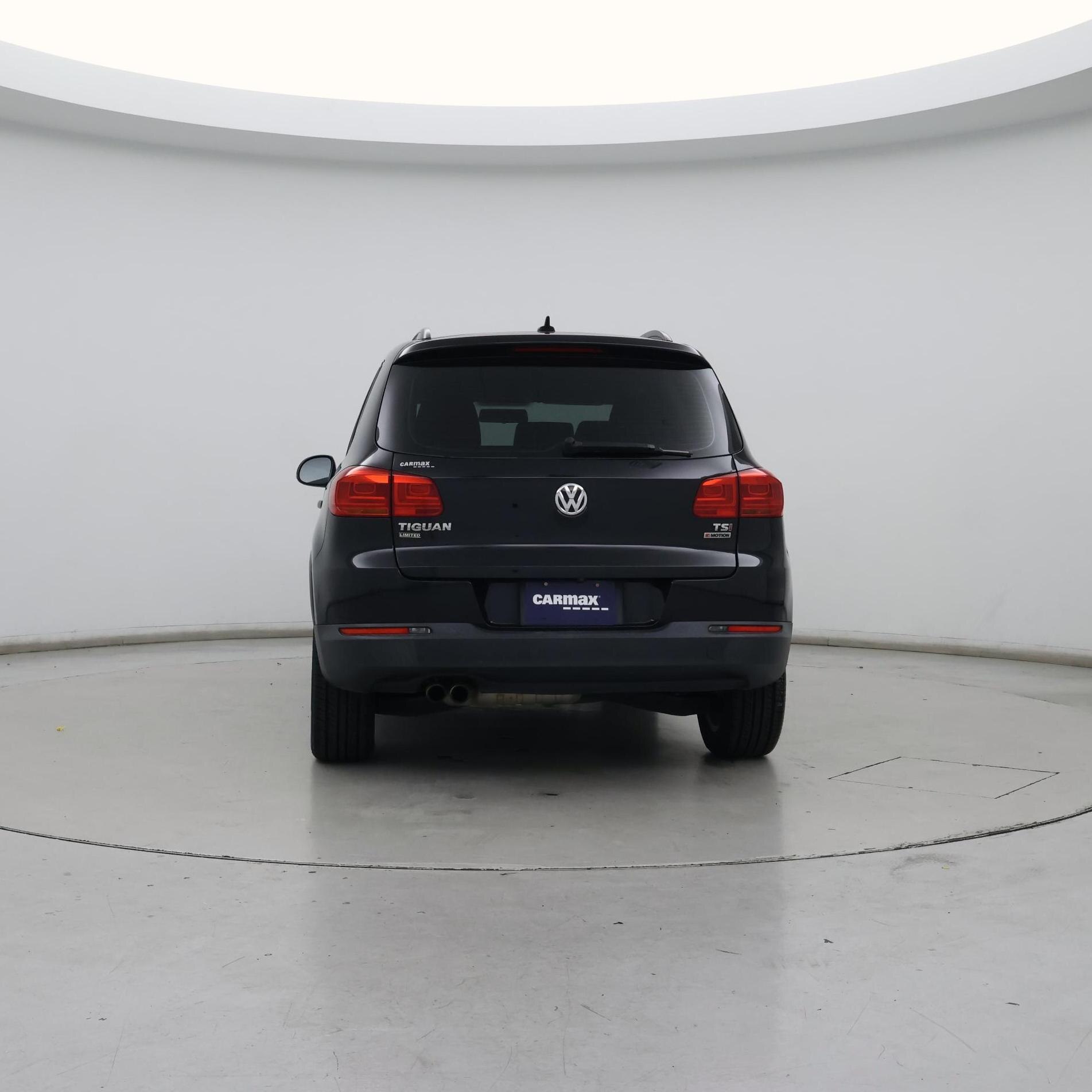 Thumbnail: 2018 Volkswagen Tiguan - 6