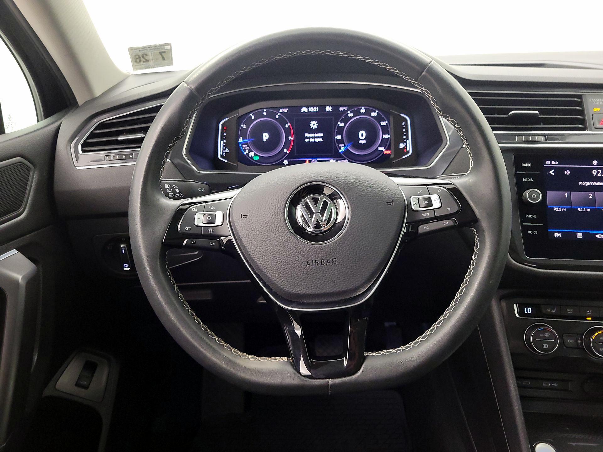 Thumbnail: 2021 Volkswagen Tiguan - 10