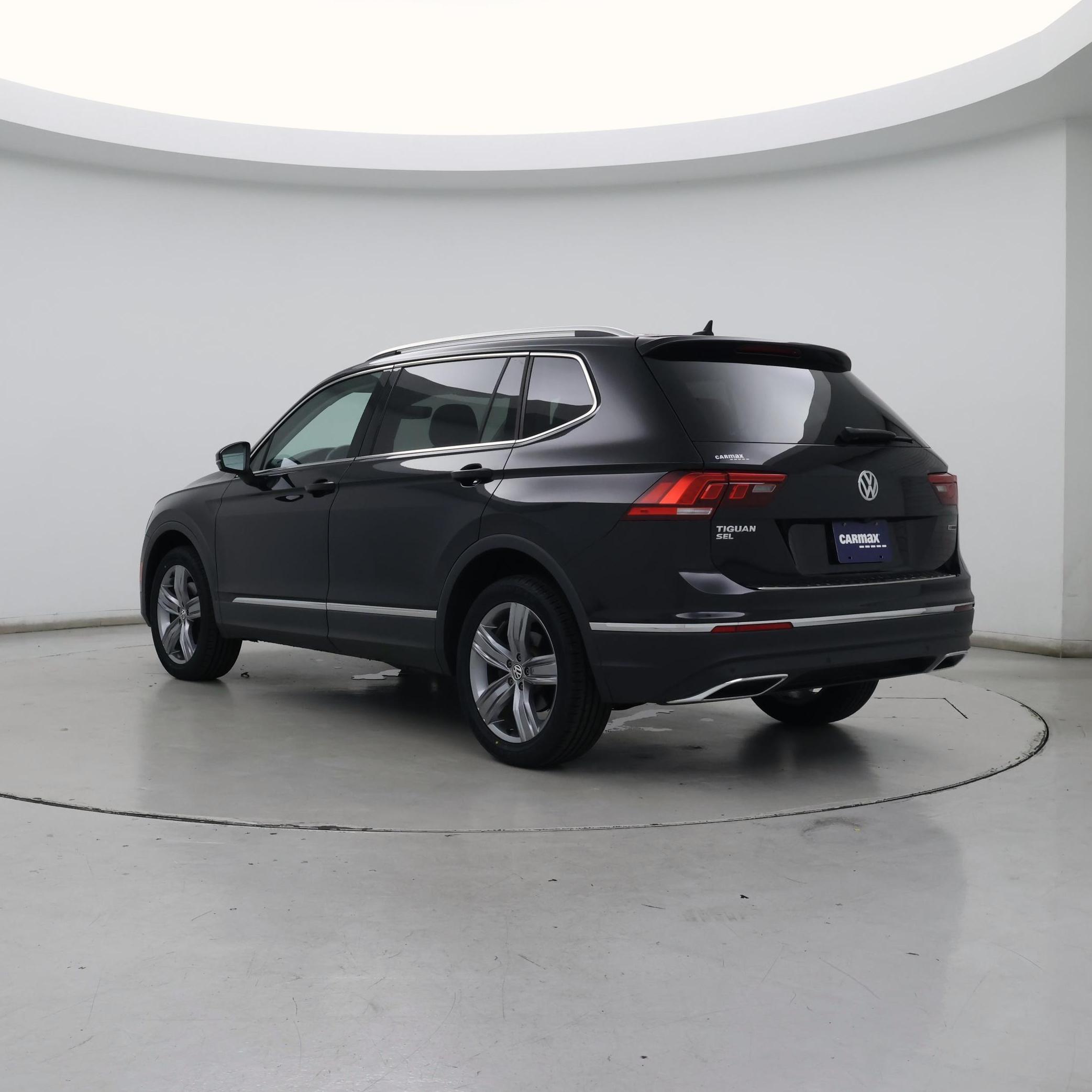 Thumbnail: 2021 Volkswagen Tiguan - 2