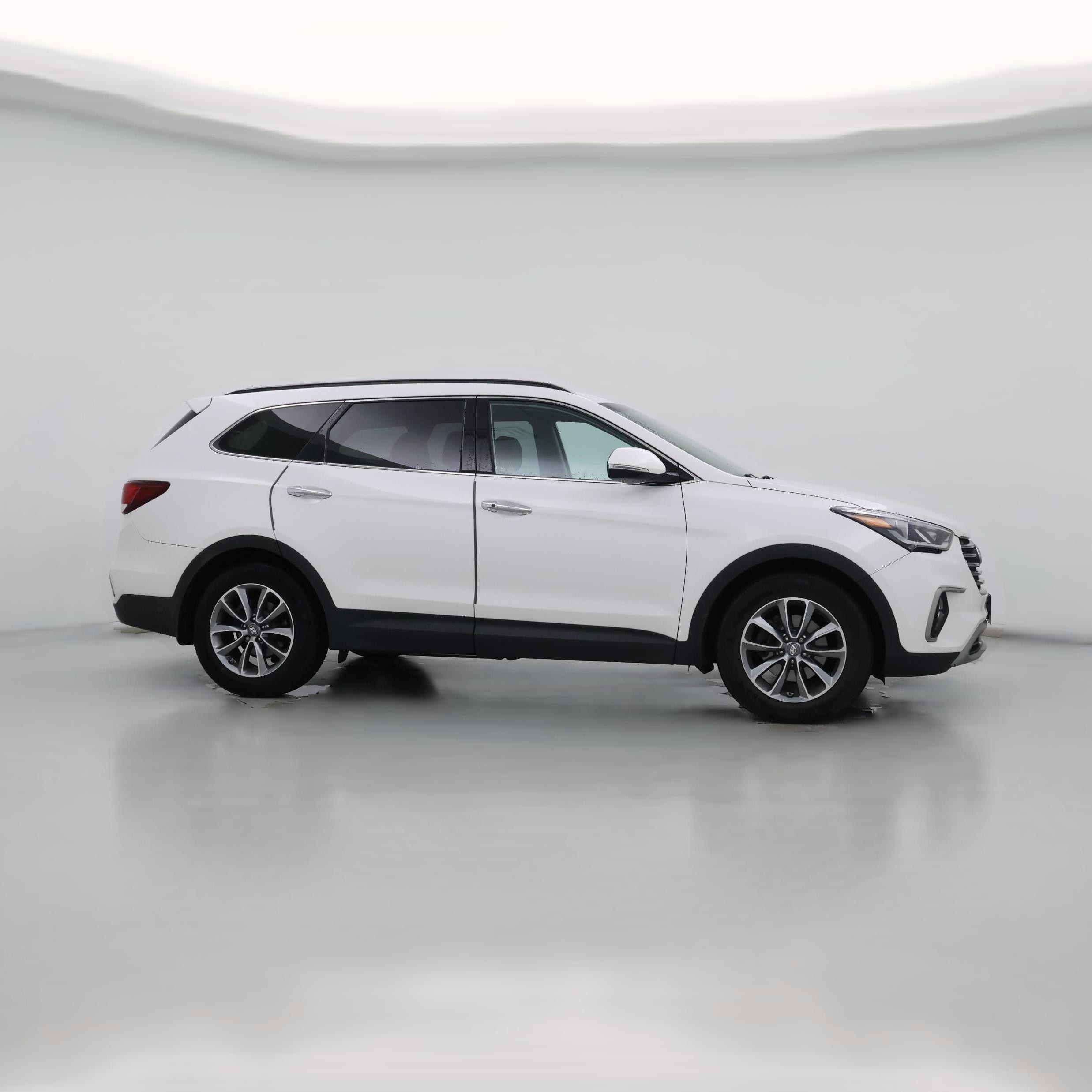 Thumbnail: 2017 Hyundai Santa Fe - 1